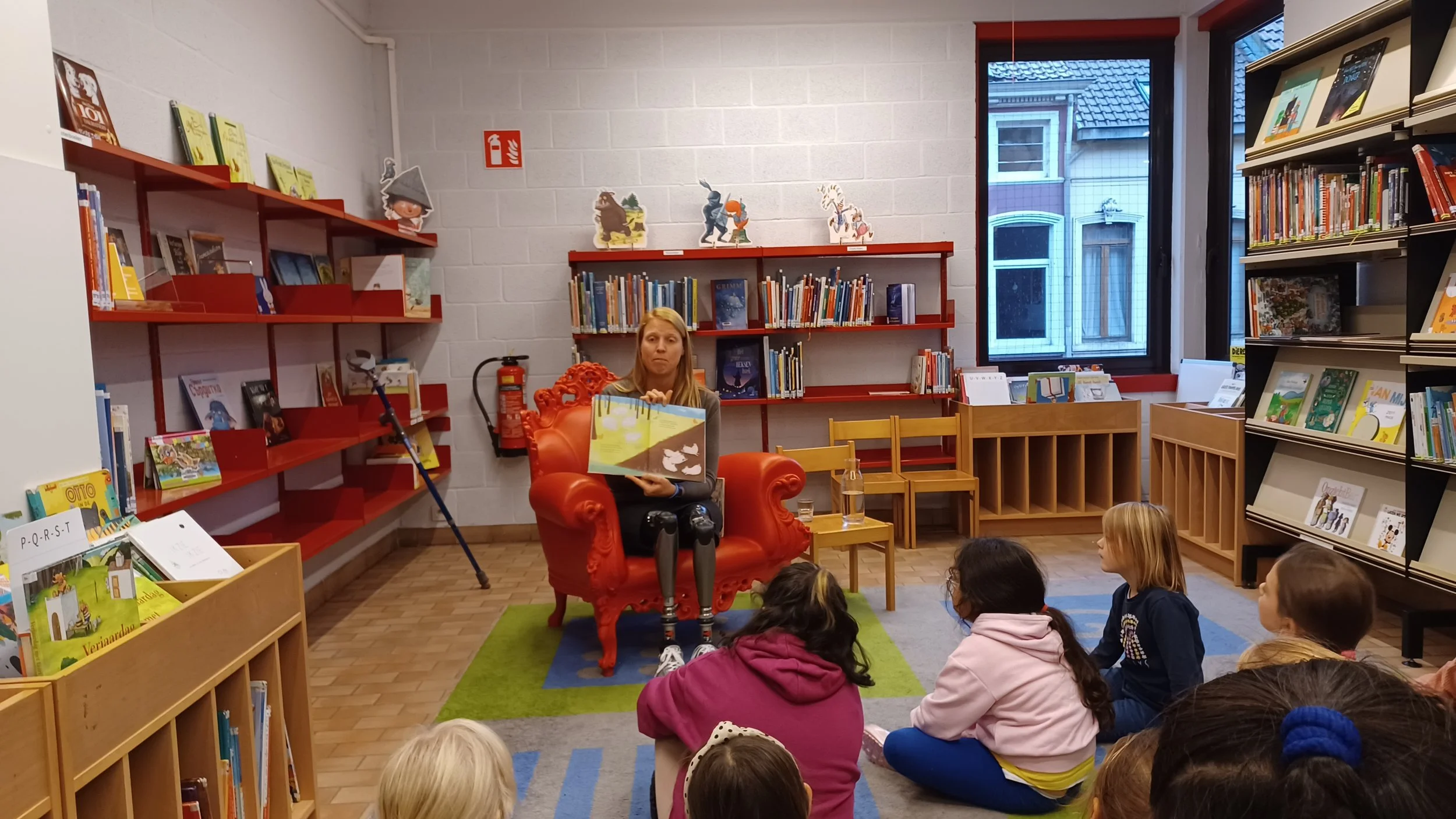 2A/2C: Voorleesmoment in de Bib