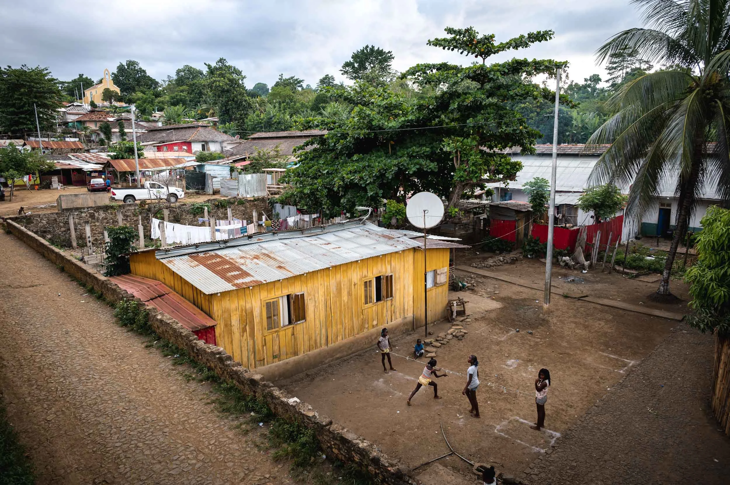 Sao Tome and Principe Yngwie Scheerlinck yngwix-265.jpg
