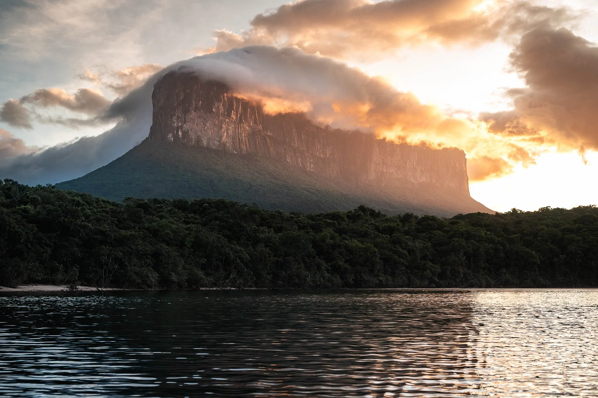 Venezuela Yngwie Scheerlinck Yngwix-34.jpg