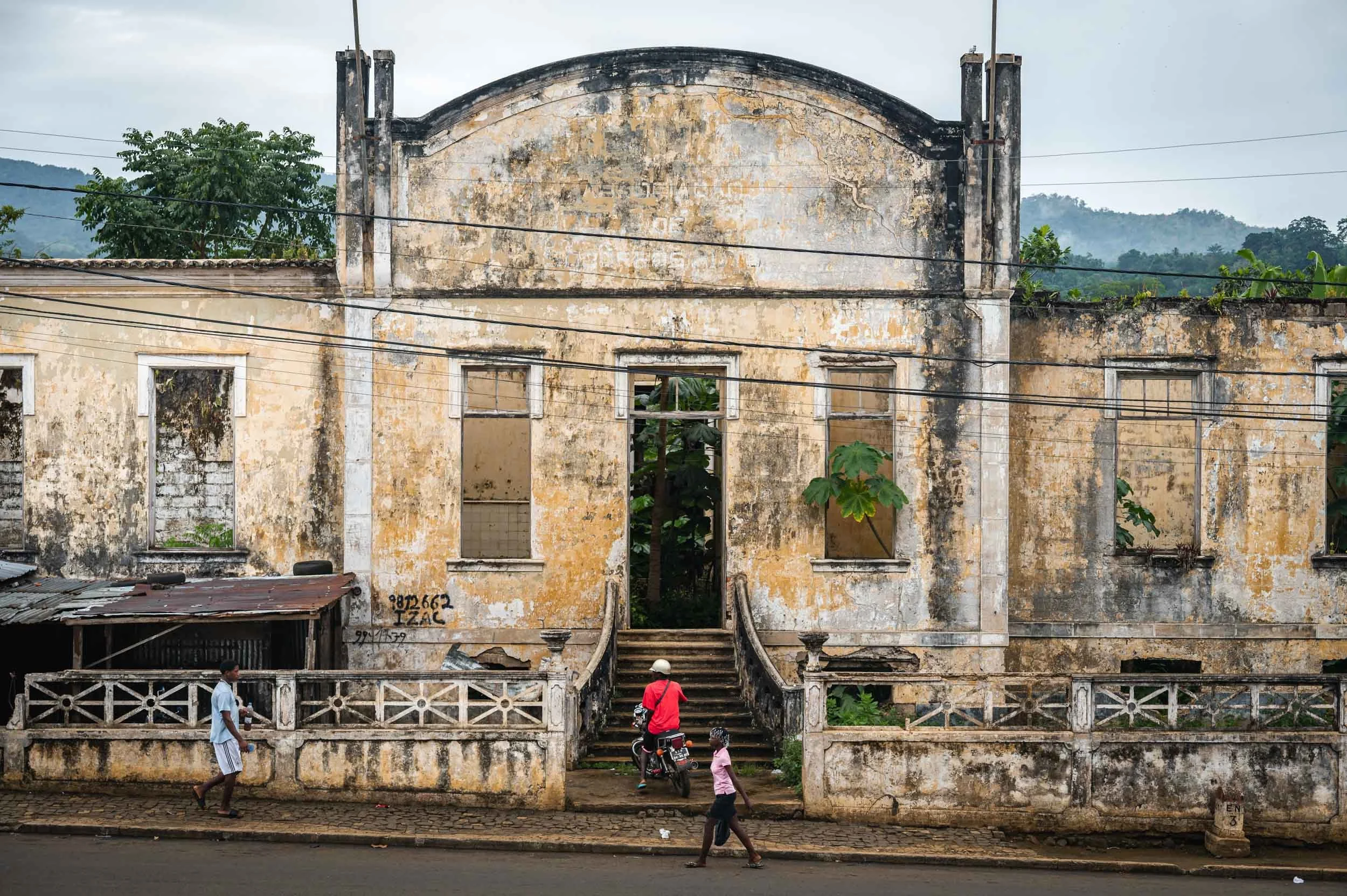 Sao Tome and Principe Yngwie Scheerlinck yngwix-307.jpg