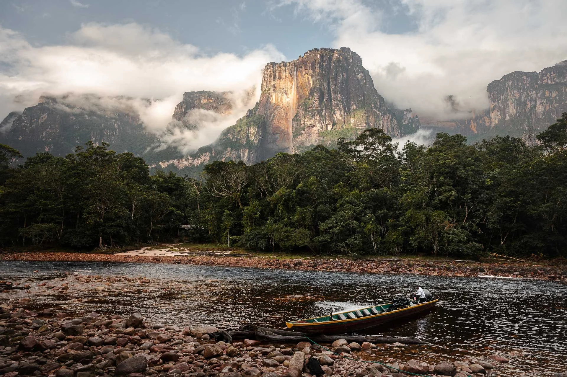 Venezuela Yngwie Scheerlinck Yngwix-44.jpg