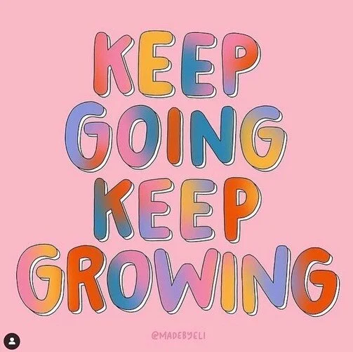 Happy Tuesday! Bon mardi! 💖

Je partage cette image qui me parle beaucoup ce matin. Nous sommes tous et toutes en p&eacute;riode de grande transformation. De mon c&ocirc;t&eacute;, j&rsquo;apprends &agrave; gu&eacute;rir ce c&ocirc;t&eacute; qui a tendance &agrave; trop donner pour ce faire aimer et respecter. C&rsquo;est un trait de caract&egrave;re que j&rsquo;apprends &agrave; gu&eacute;rir. 

Dans le pass&eacute;, j&rsquo;ai trop donn&eacute; de mon temps et mes &eacute;nergies au travail jusqu&rsquo;&agrave; ressentir de l&rsquo;&eacute;puisement. J&rsquo;ai trop donn&eacute; de mon temps et mes &eacute;nergies dans des relations et je me suis perdue et j&rsquo;ai manqu&eacute; des opportunit&eacute;s. J&rsquo;ai trop donn&eacute; de cadeaux et d&rsquo;argent, pensant que je recevrais du respect en retour, m&ecirc;me &agrave; de purs &eacute;trangers!  J&rsquo;apprends tout doucement que je peux montrer de l&rsquo;appr&eacute;ciation avec de simples actes de gentillesse. 

Je com