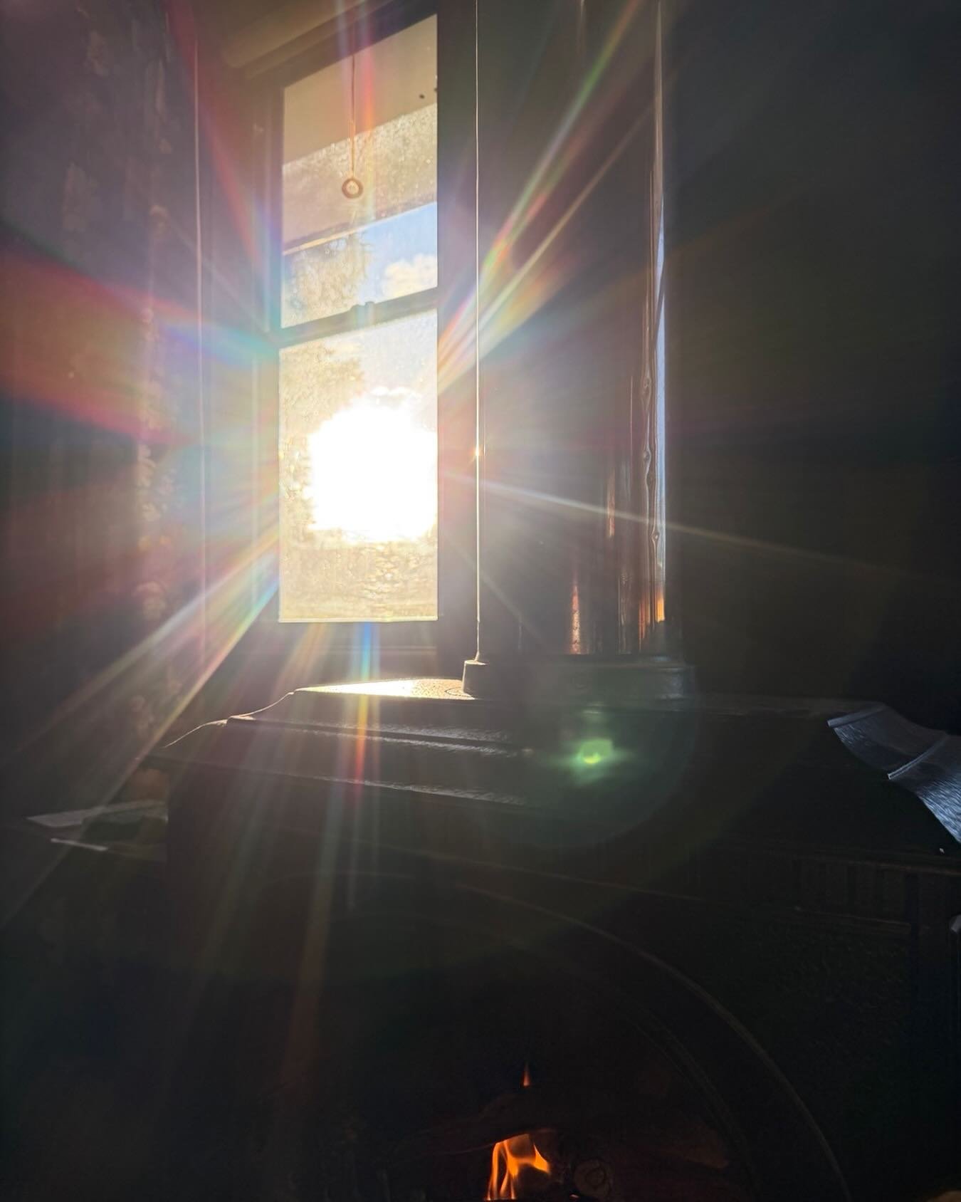 Sunrise to sunset inside a fire. 

If I was a realist, I&rsquo;d paint this

And stop. 

My work would be done.