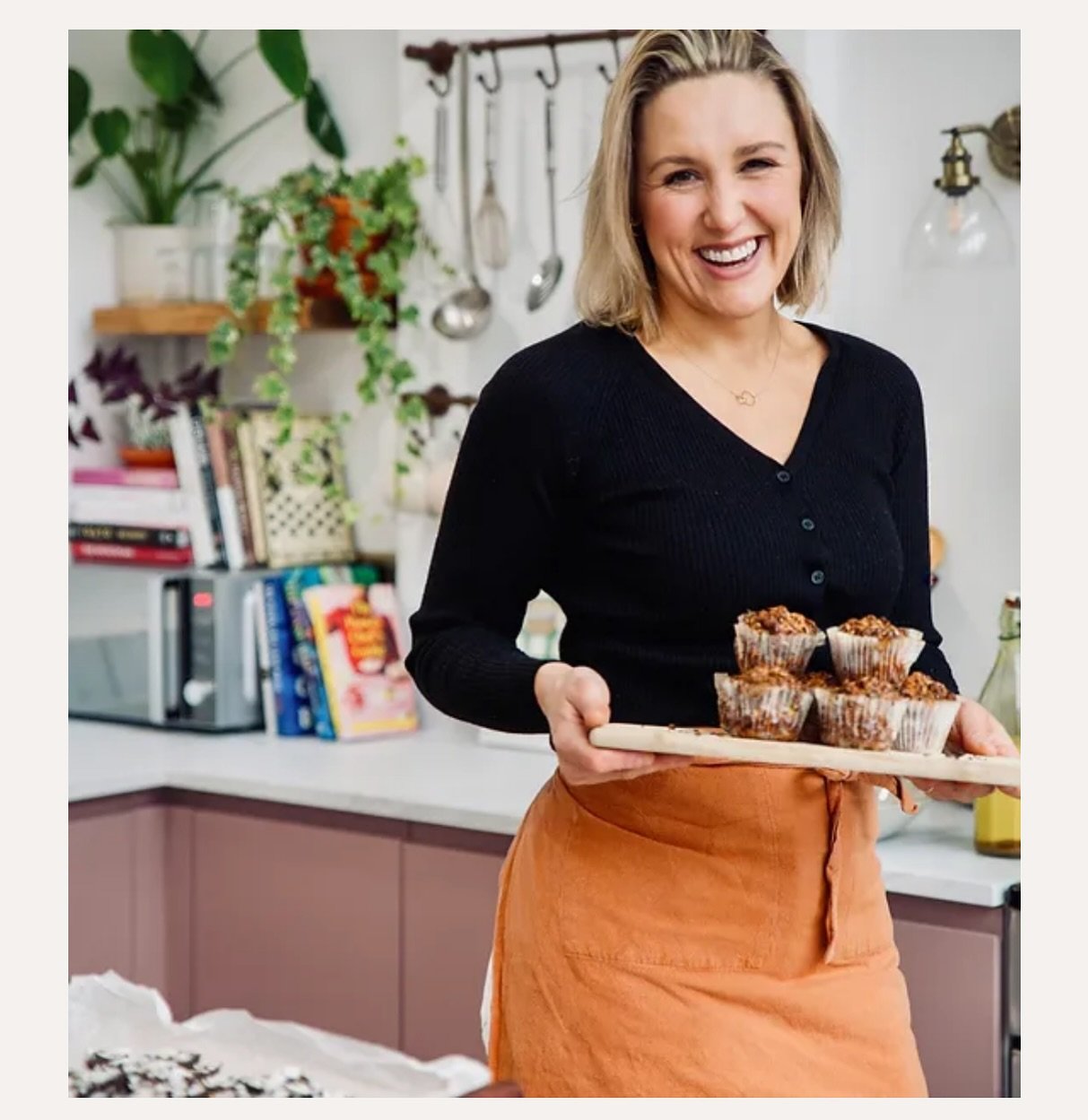 Happy Friday! We want to have a very loud shout out for our Freya who is on the verge of launching @themamamenu - a business which will deliver nutritional, comforting food to post-partem women. The menu - which arrives in the post and goes straight 