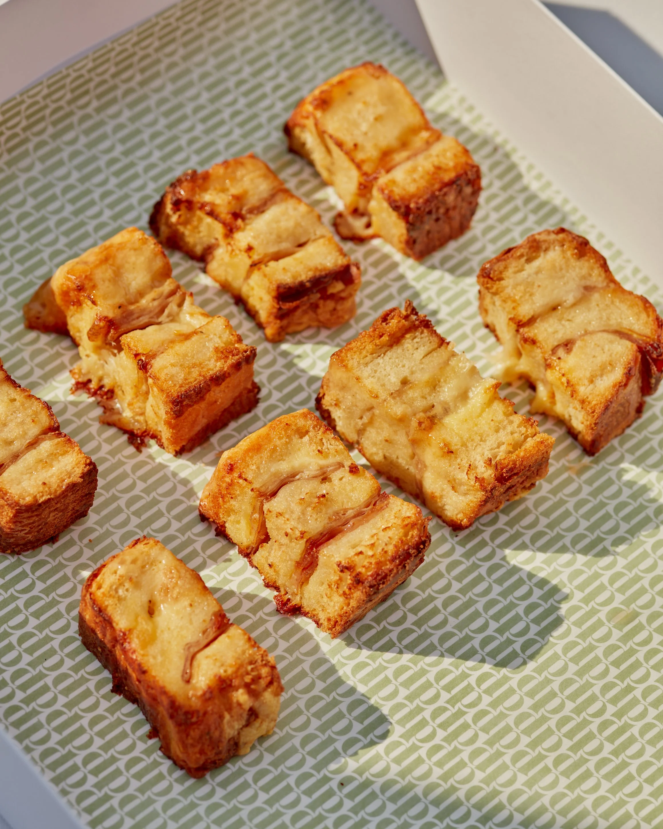 Peardrop_S2_Canapes_0204.jpg
