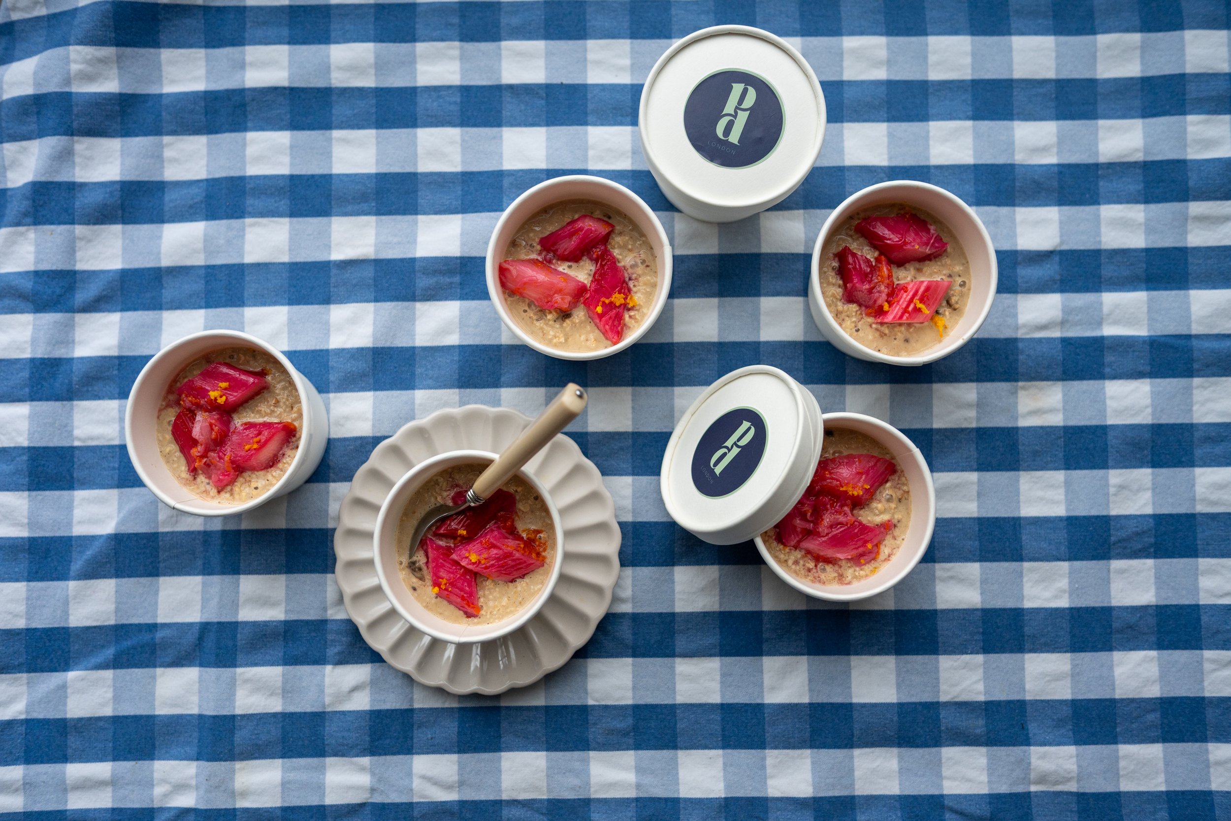 Rhubarb Overnight Oats