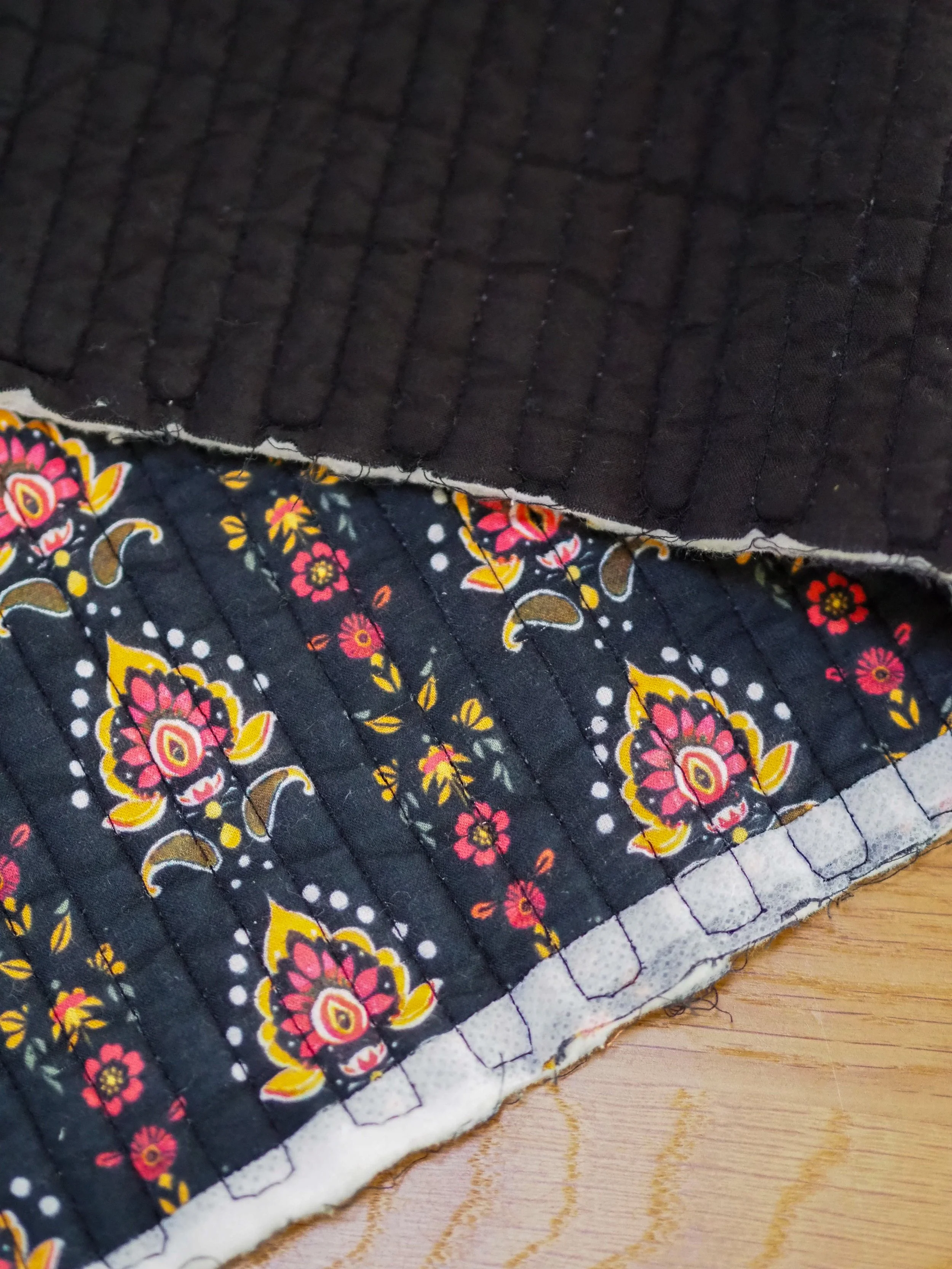 Tissu exclusif INDIA matelassé