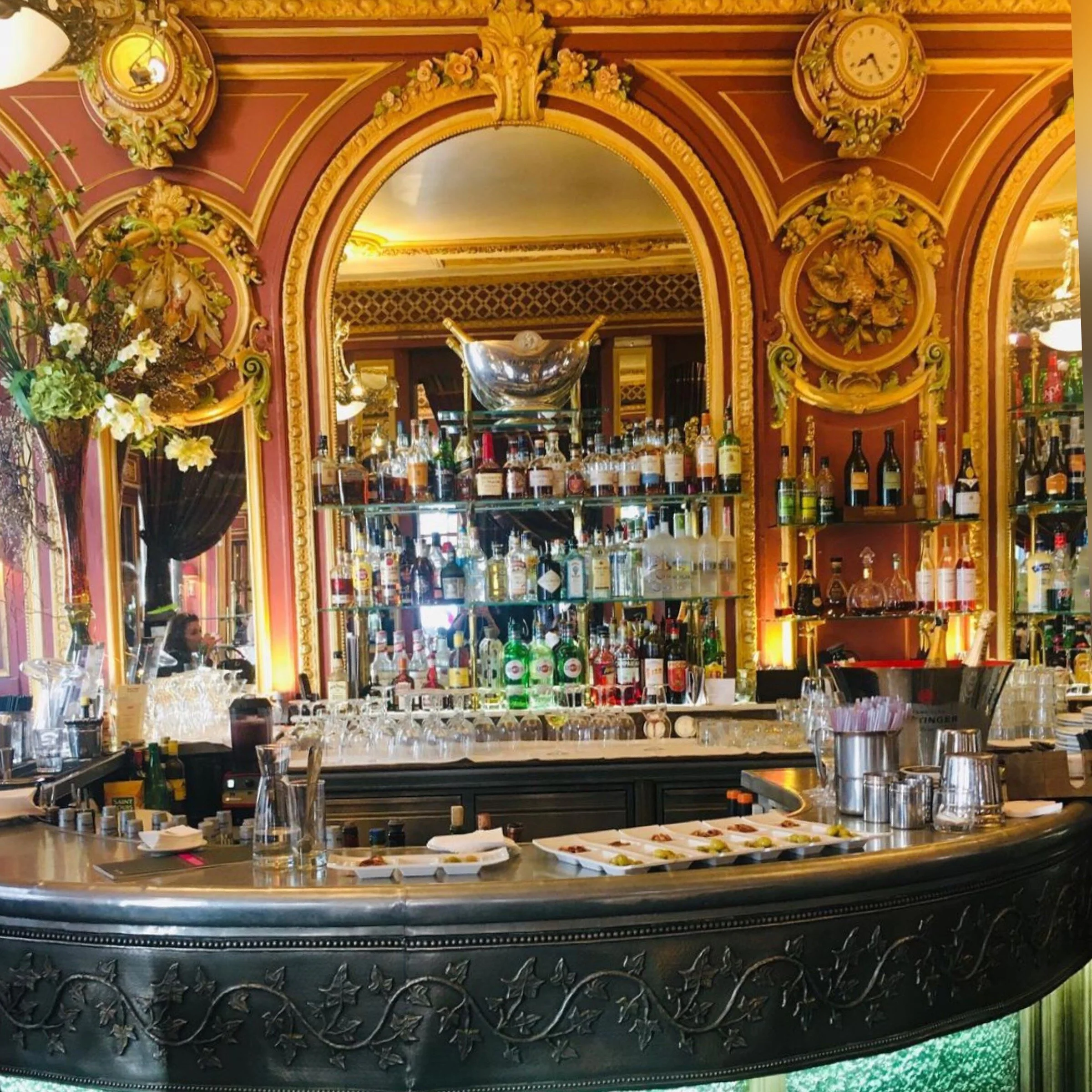 Époque ou Empire  ?