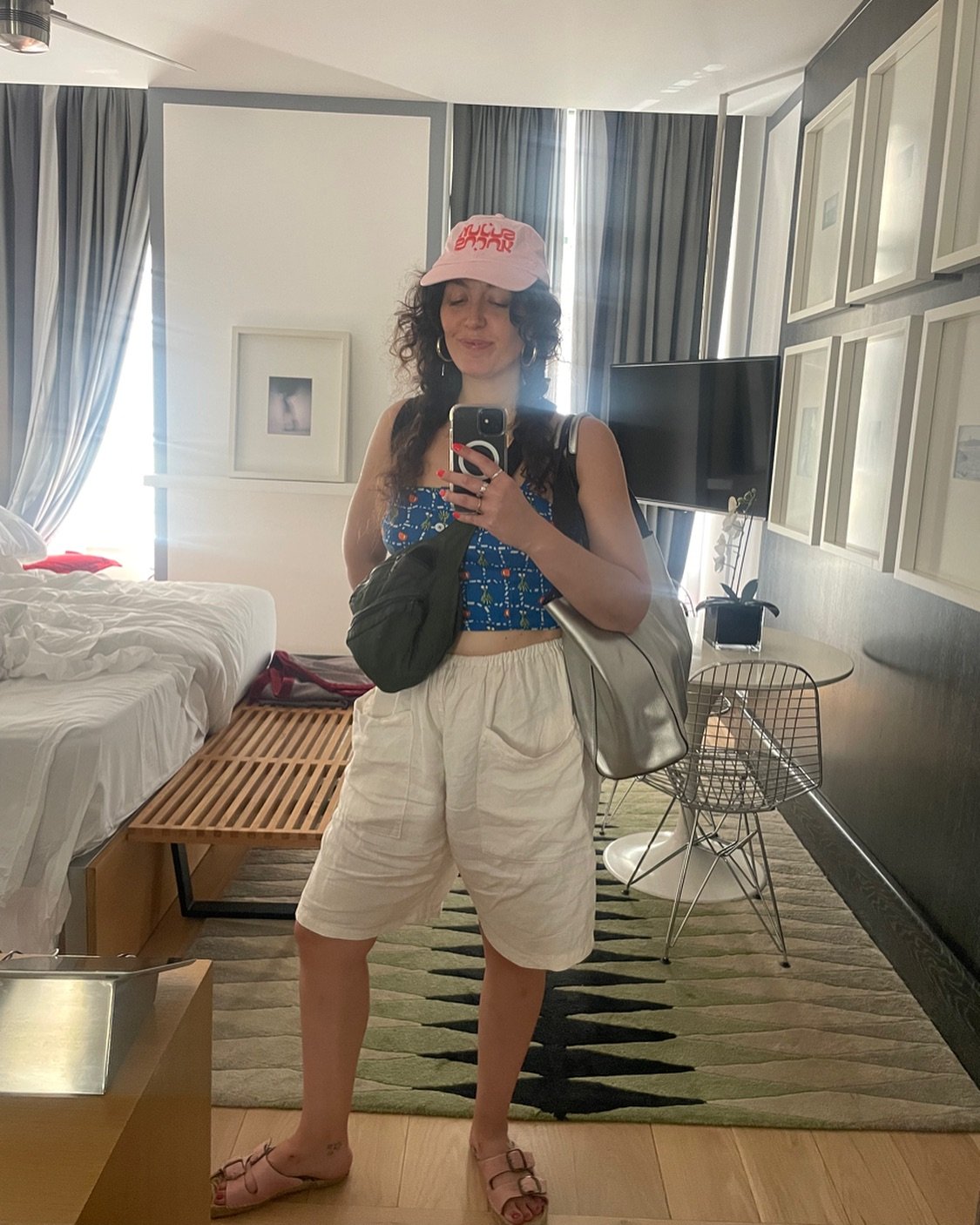 Selling clothes accessories and even some furniture this weekend at Commune 9 am - 1 pm None of the clothes pictured will be for sale but as you can see from the photo I have great taste in clothes (baggy and tight), accessories and hotel rooms. Come