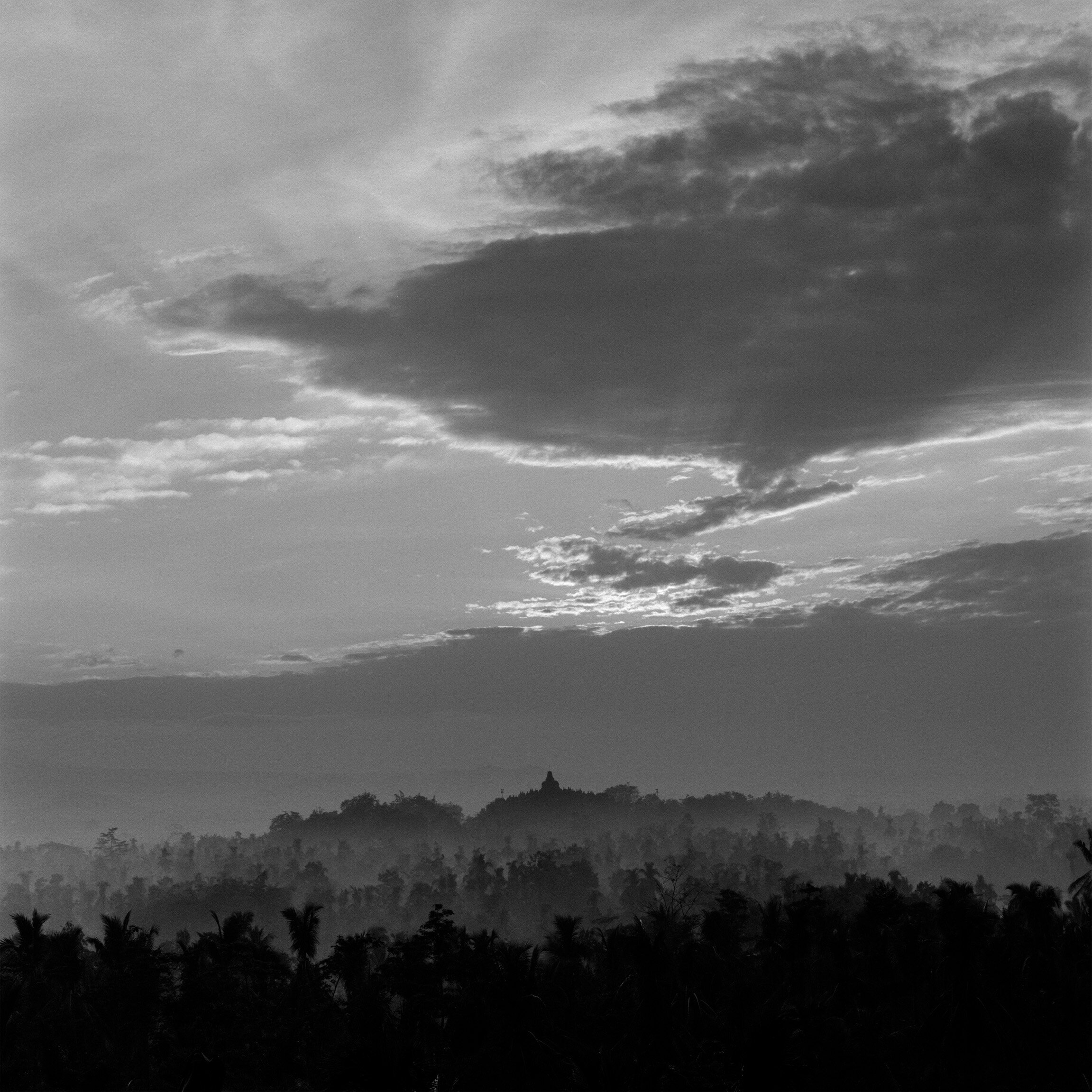 L'aube sur Borobudur