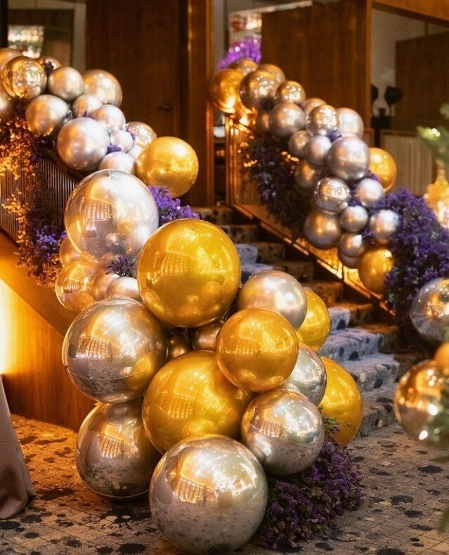 Make an entrance that grabs their attention! We'll make sure your guests experience star treatment the moment they walk through the door. Let's set the stage for an event that's absolutely breathtaking from start to finish.⁠
.⁠
.⁠
.⁠
.⁠
Photo 1: @the