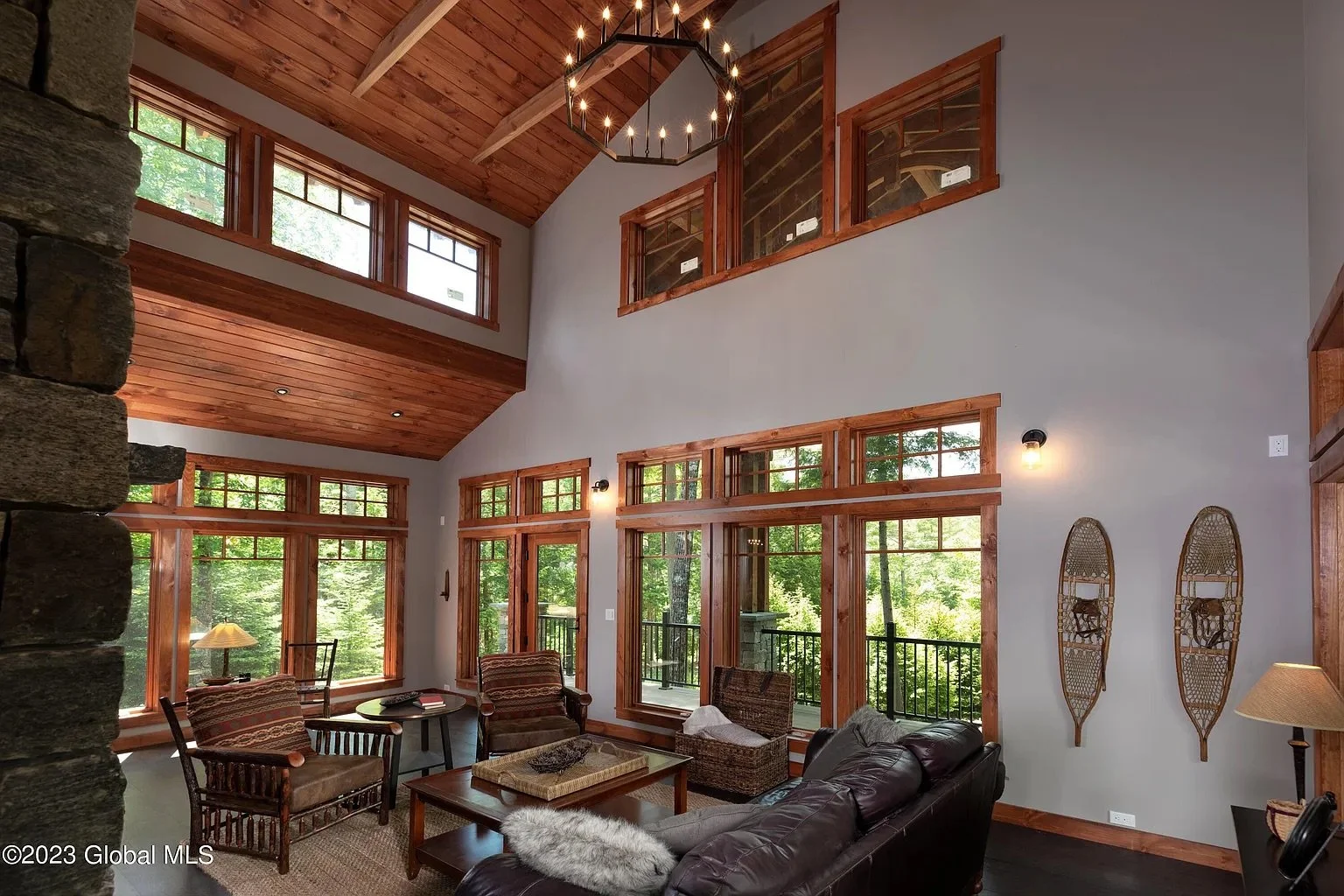 the woods livingroom.jpeg