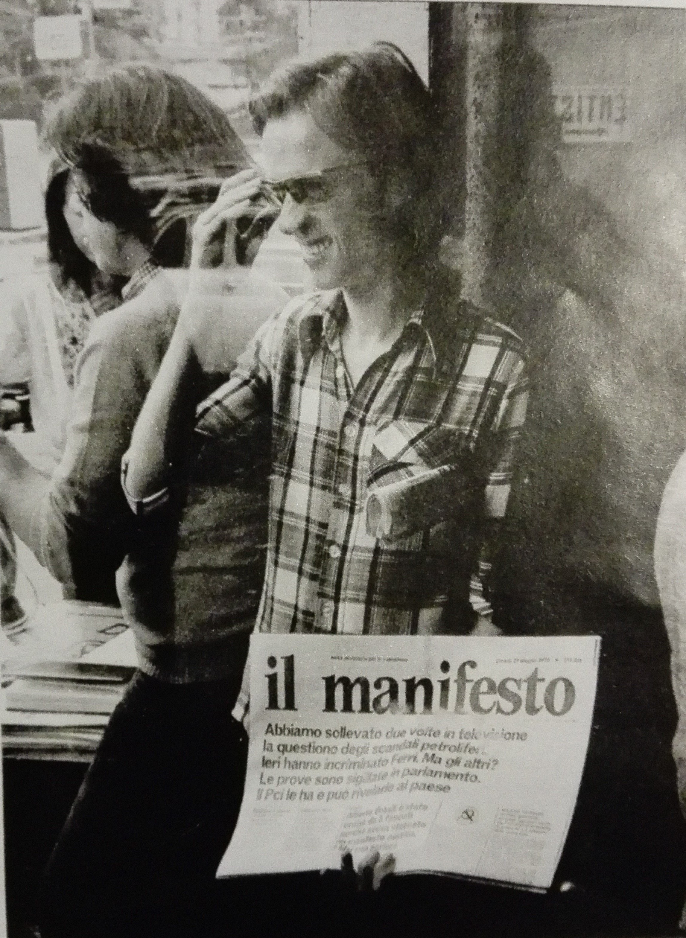 Sergio hawking Il Manifesto.jpg