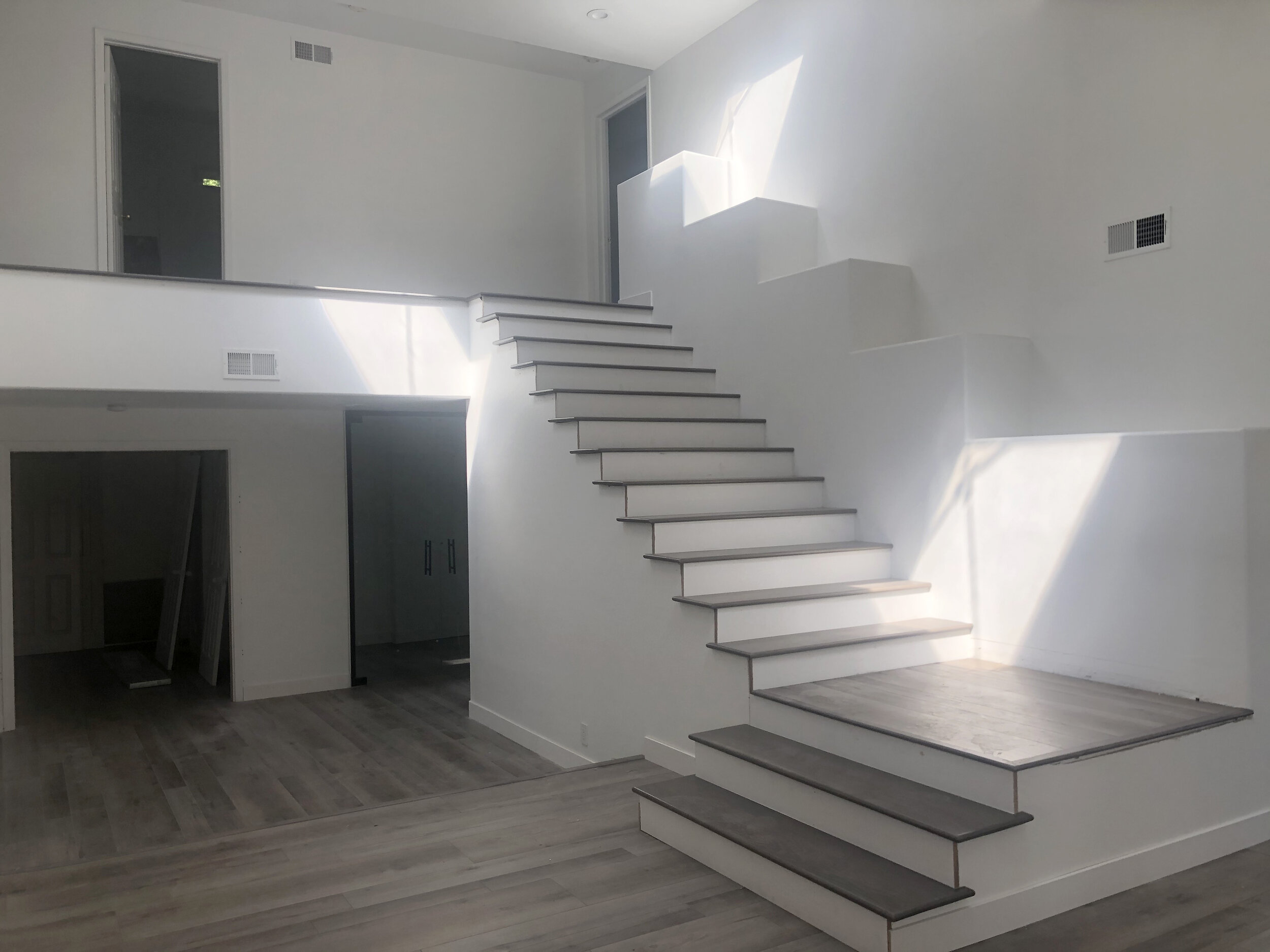 Stair H1.jpg