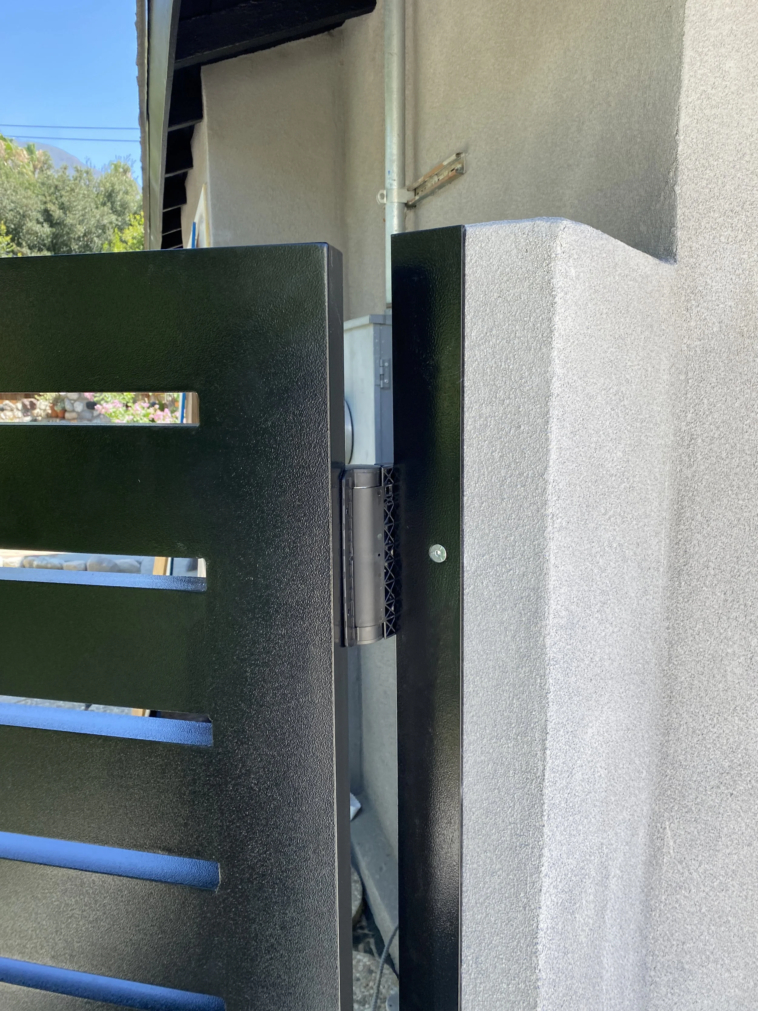 Aluminum Gate 2x5-A2.JPG