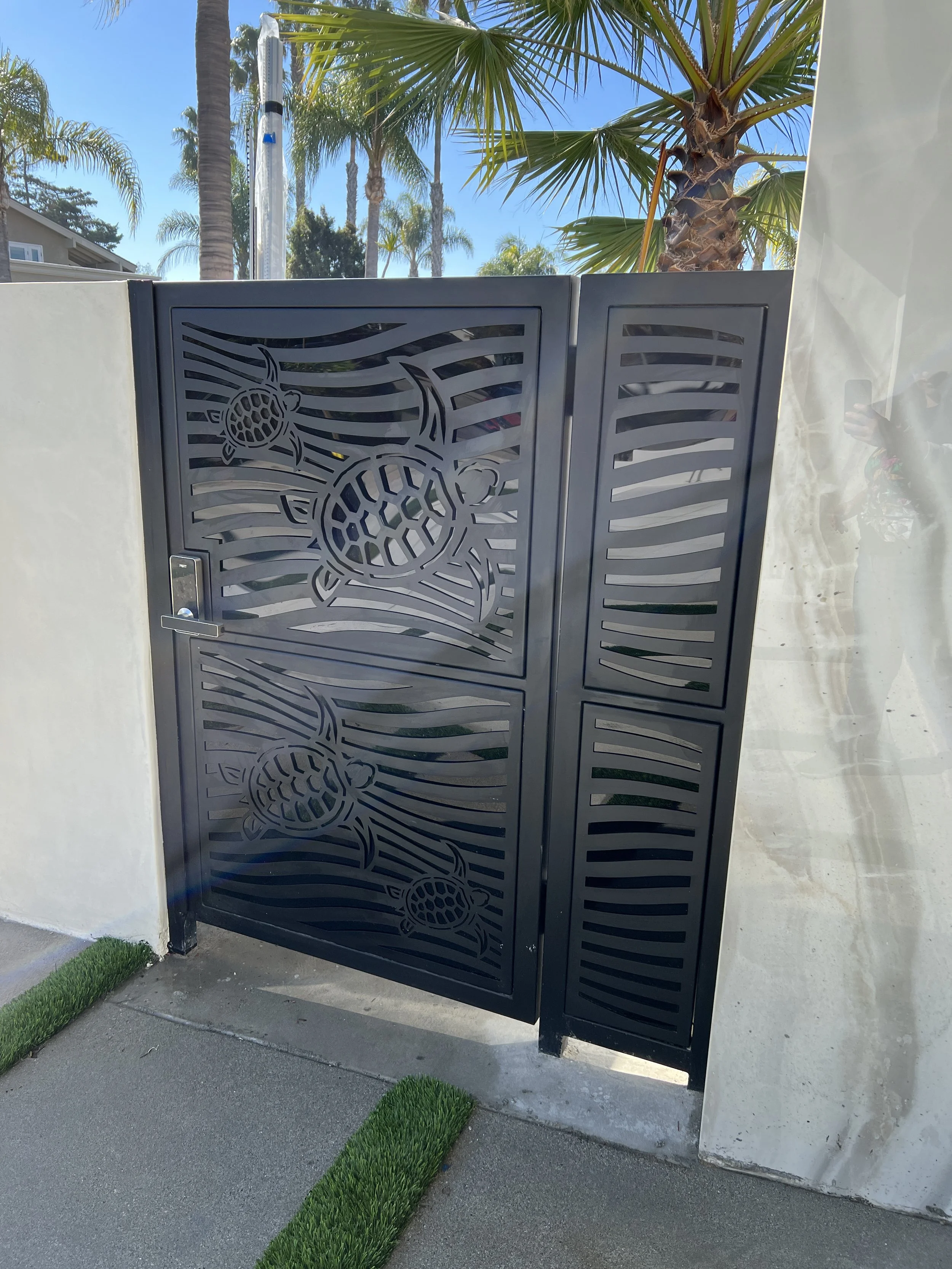 Custom Gate Design AM8.JPG