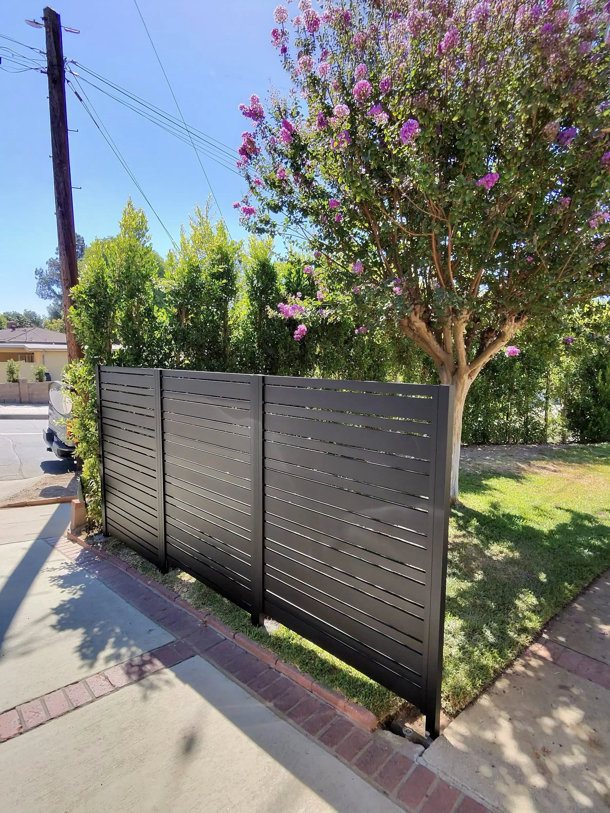 Aluminum Fence 2-4 inch-C.jpg