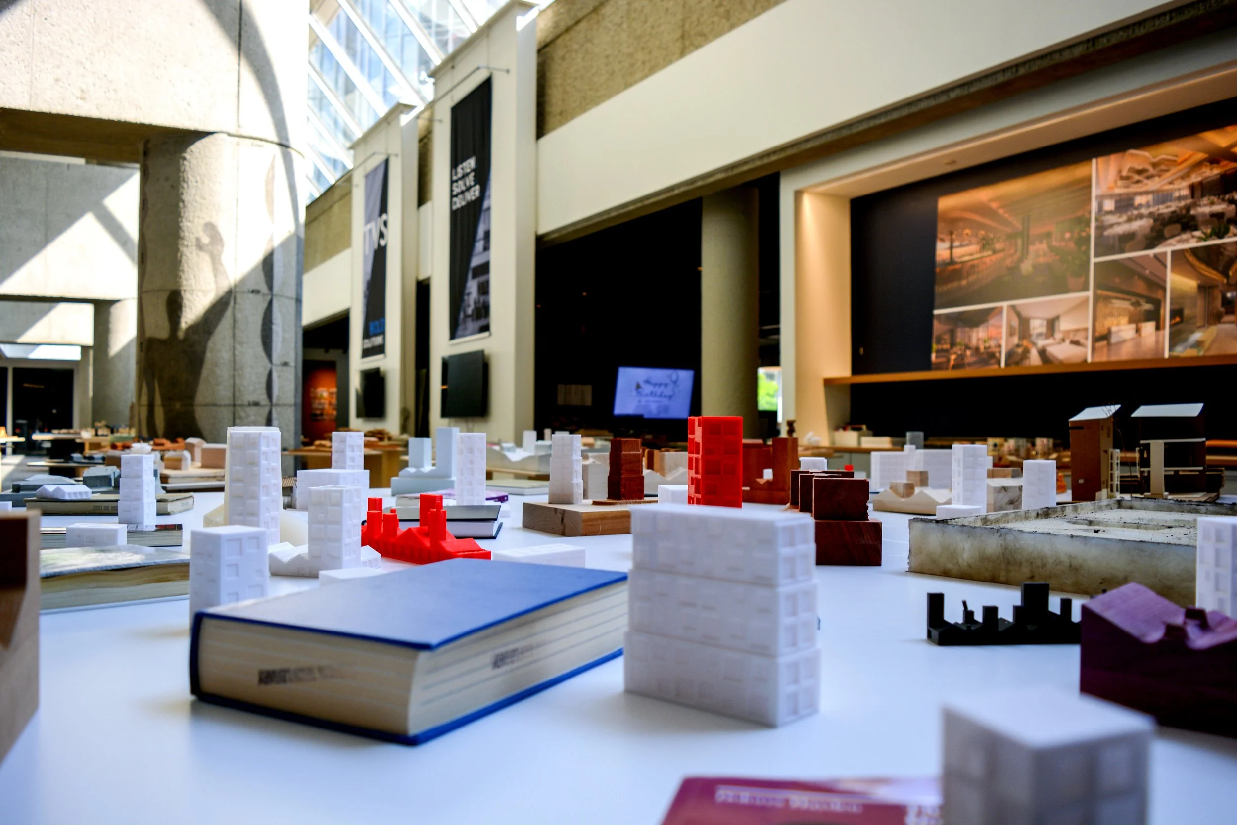 Detail photo of study model table