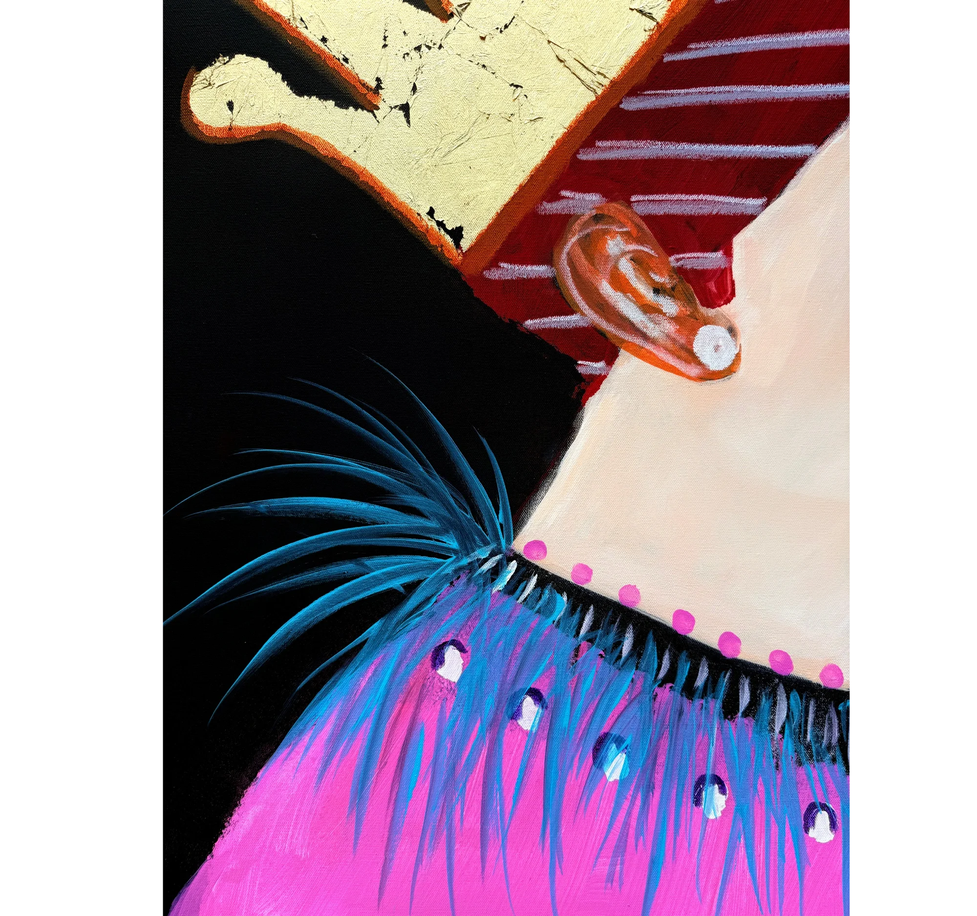 0726W10_QUEENWITHFEATHERCOLLAR_COLLAB_4848_3.webp
