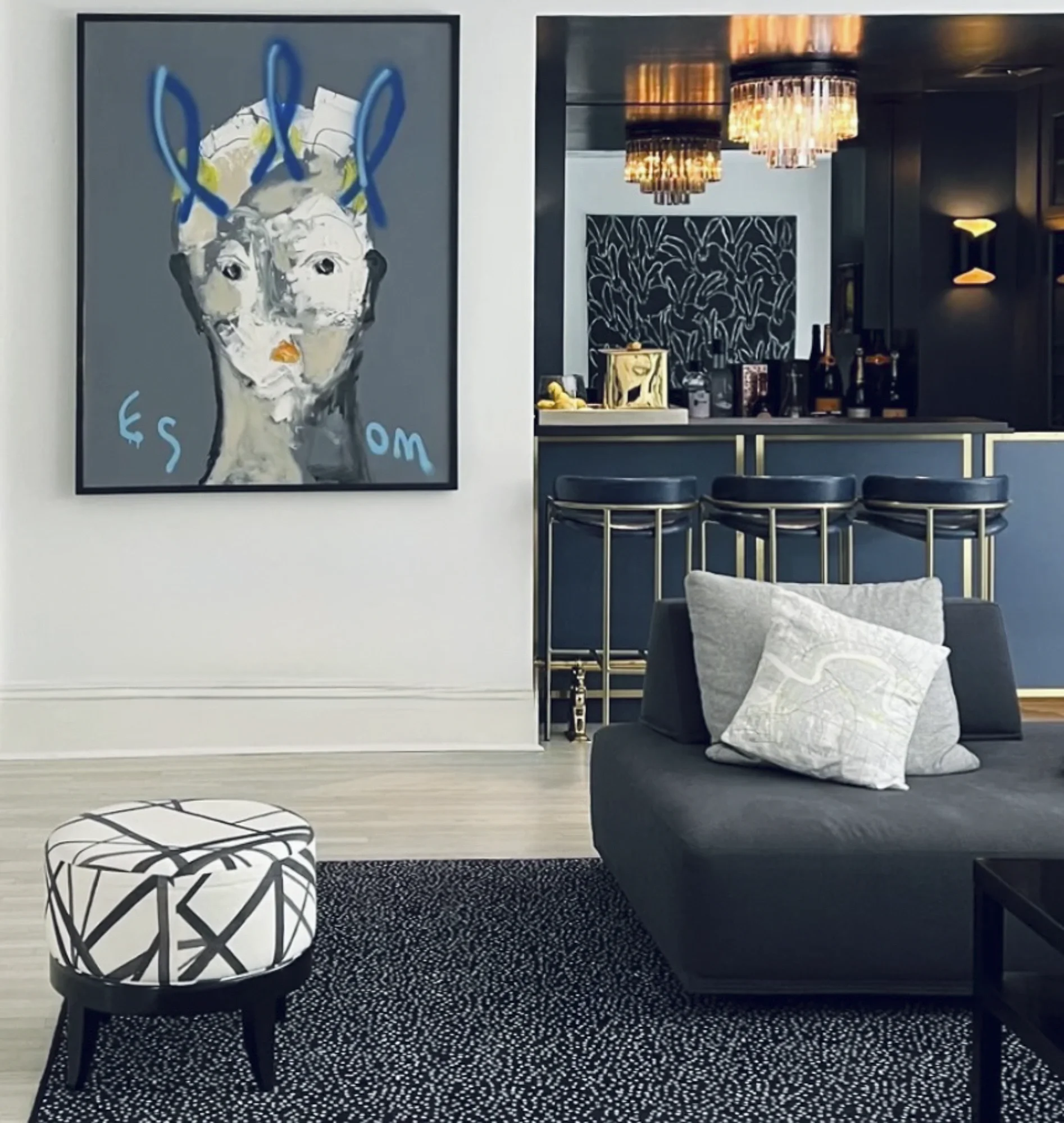 Space: Private Residence, Bar Area
Artist: Tony Mose, On Figurative