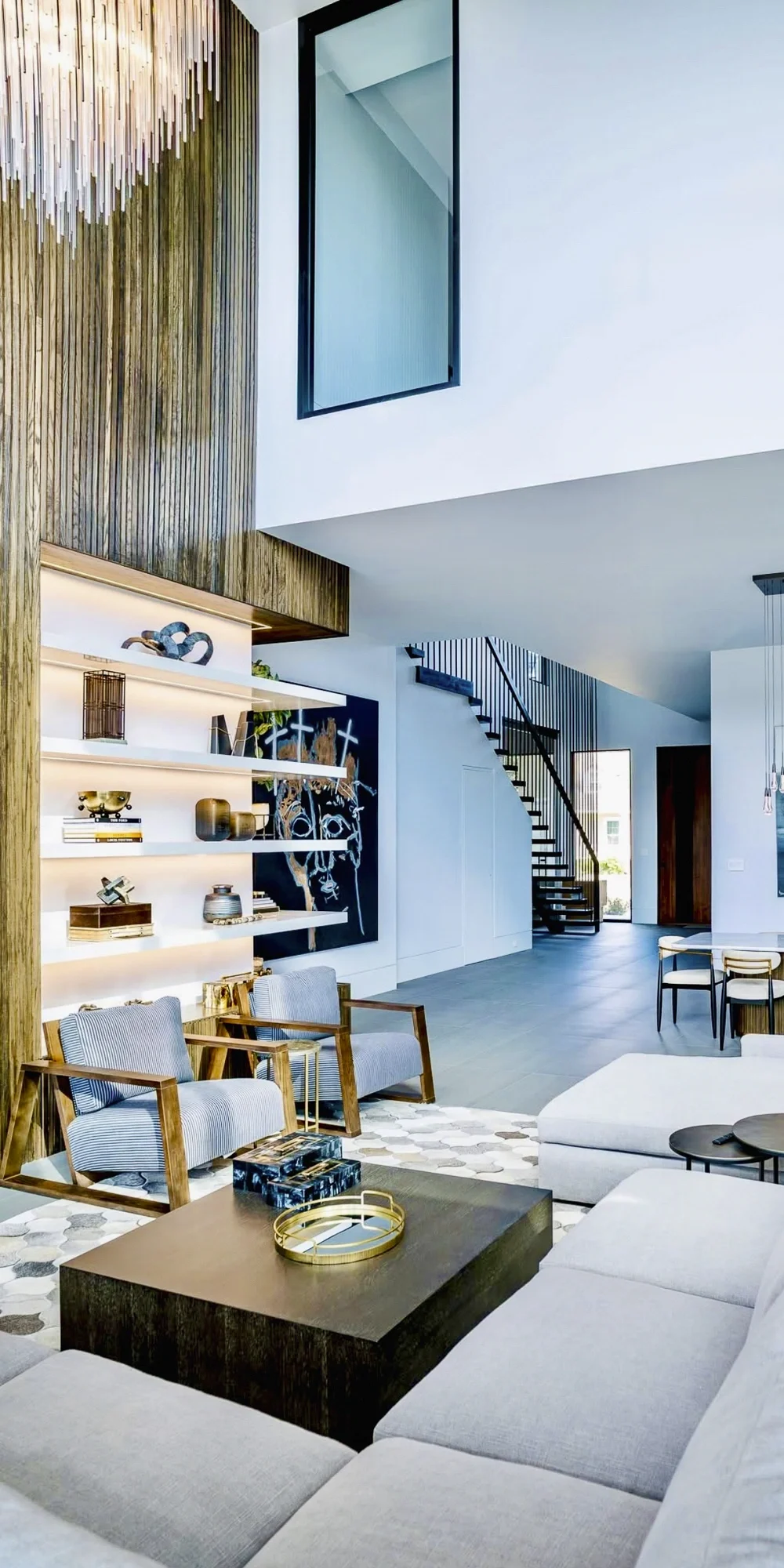 Space: Private Residence, Great Room
Artist: Tony Mose, On Figurative