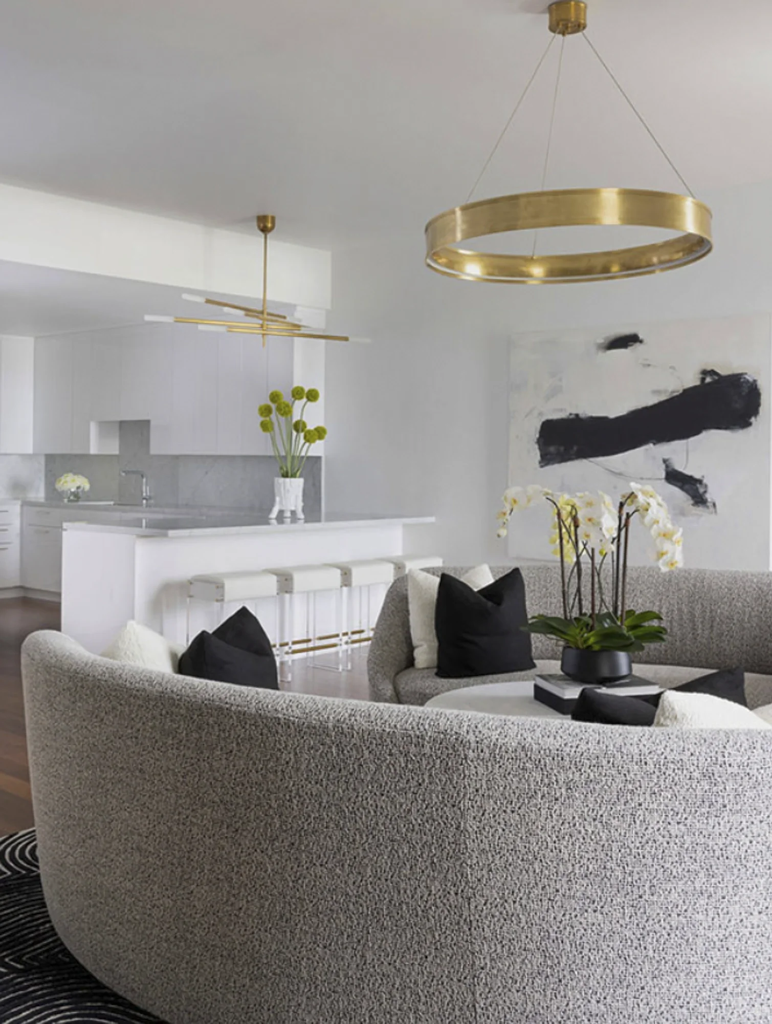 Designer: Villa Vici
Space: Private Residence, Living Space
Artist: Tracey Mose, UE Edit