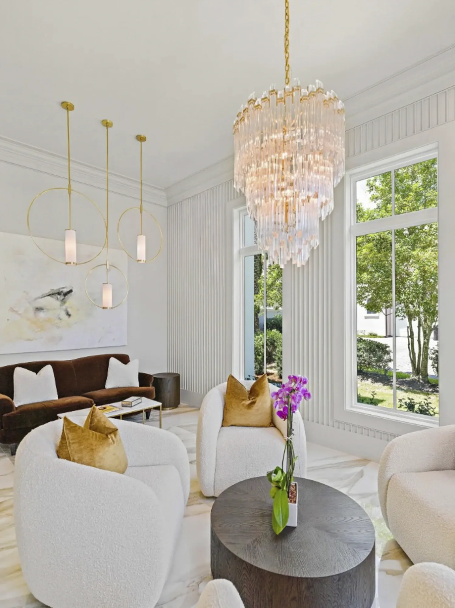 Space: Private Residence, Entertainment Area
Artist: Tony Mose, On Abstract