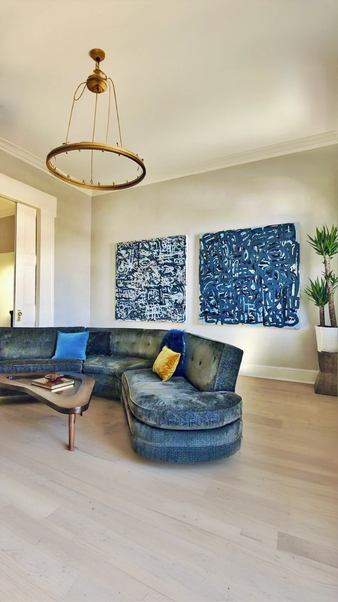 Space: Private Residence, Great Room
Artist: Tracey Mose, Urban Expressionism