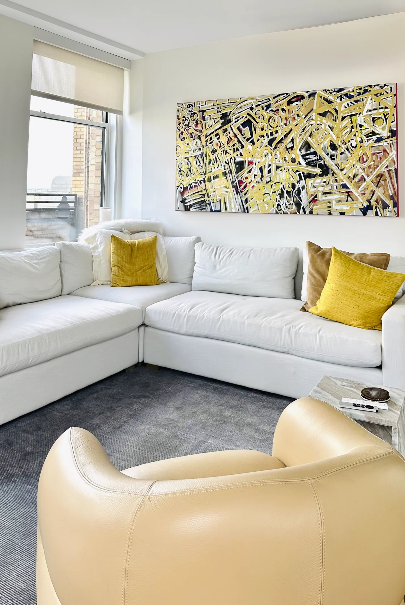 Space: Private Residence, Living Room
Artist: Tracey Mose, Urban Expressionism