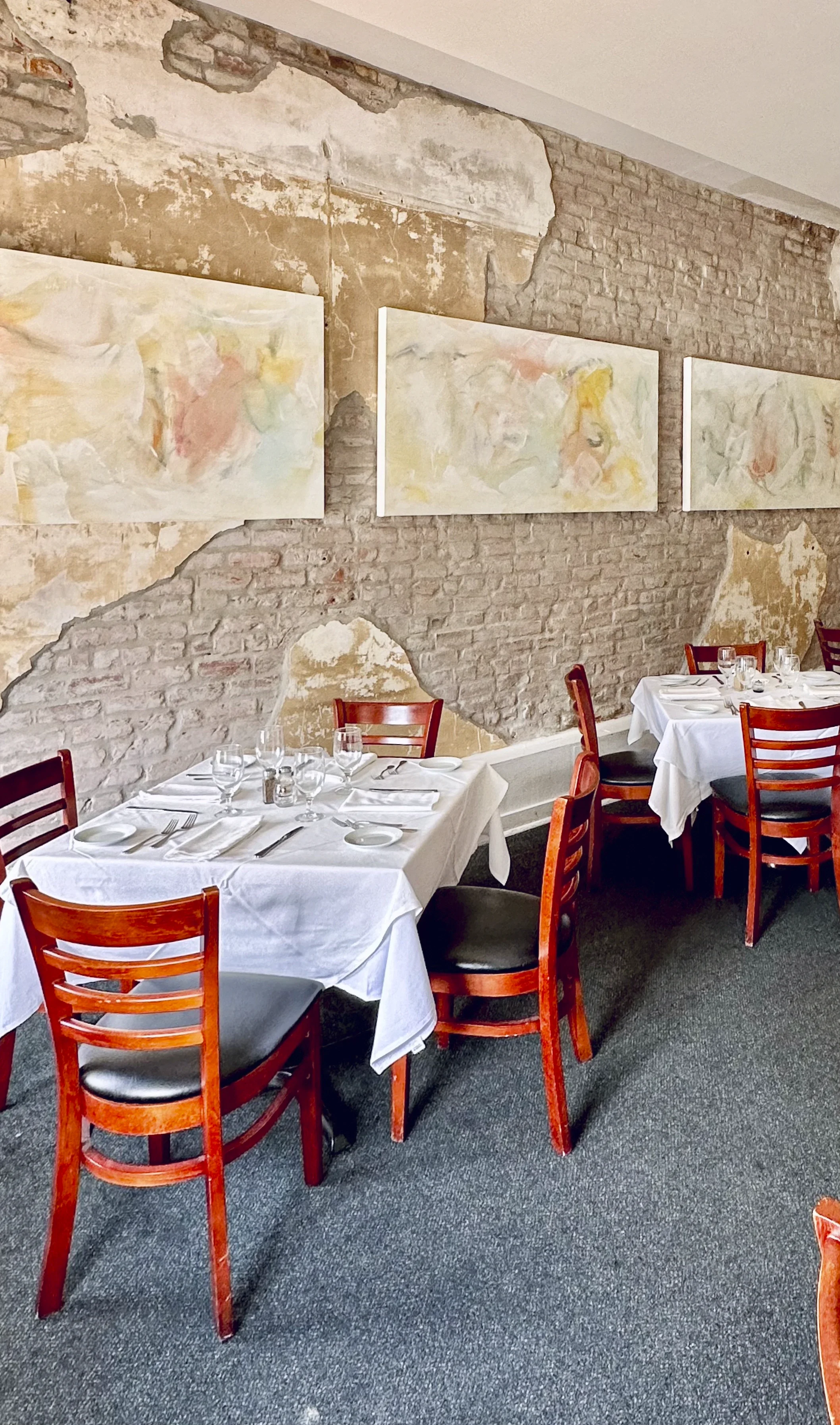 Project: Annunciation
Space: Restaurant
Artist: Tony Mose, On Abstract
Location: New Orleans, LA