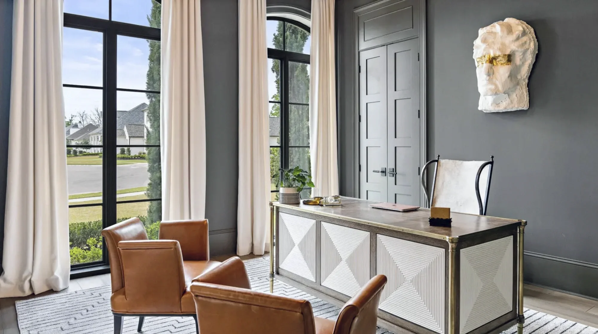 Builder: Troyer Builders
Space: Private Residence, Home Office
Artist: Tony Mose, On Sculpture