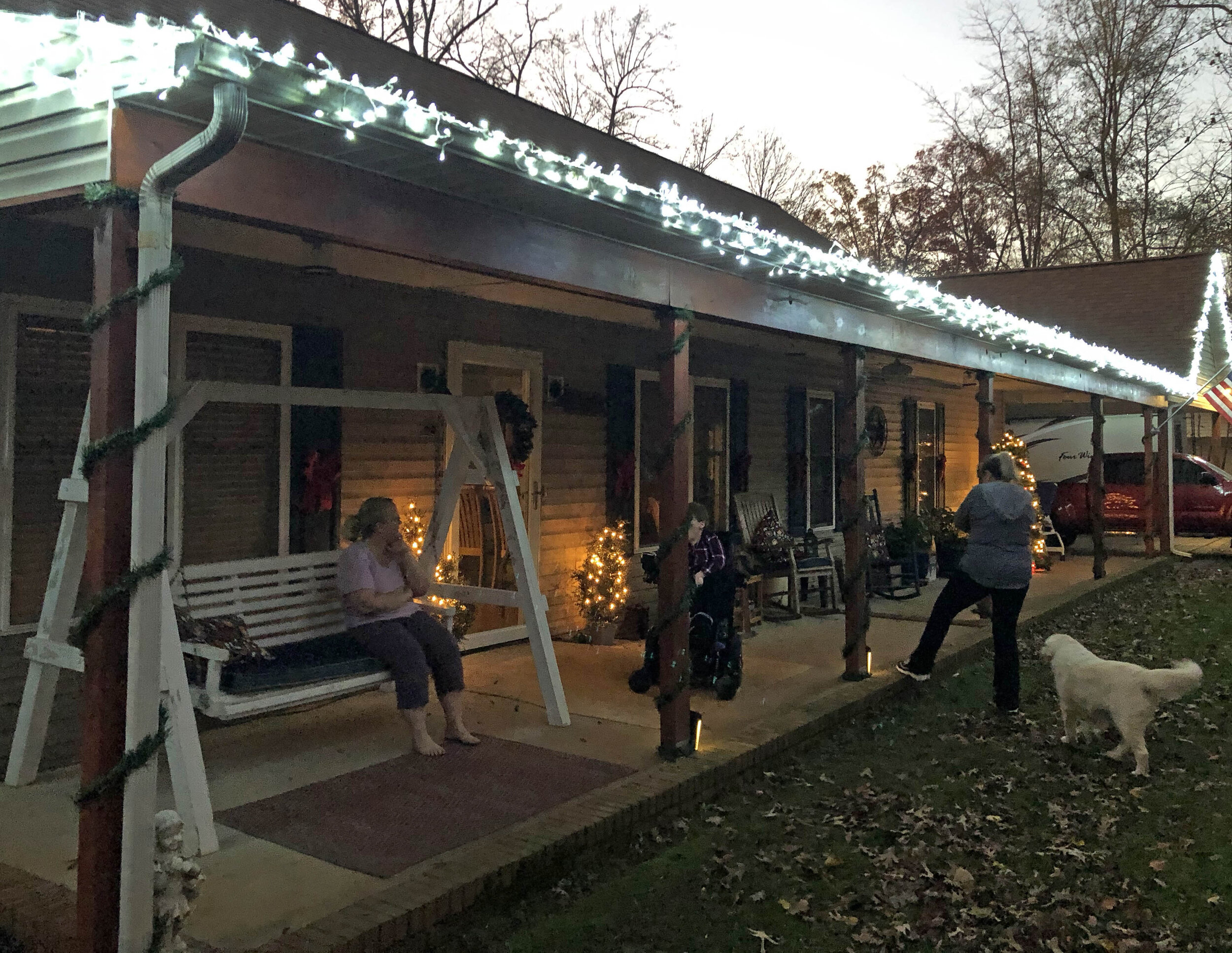 1126careythnksgiving09.JPG