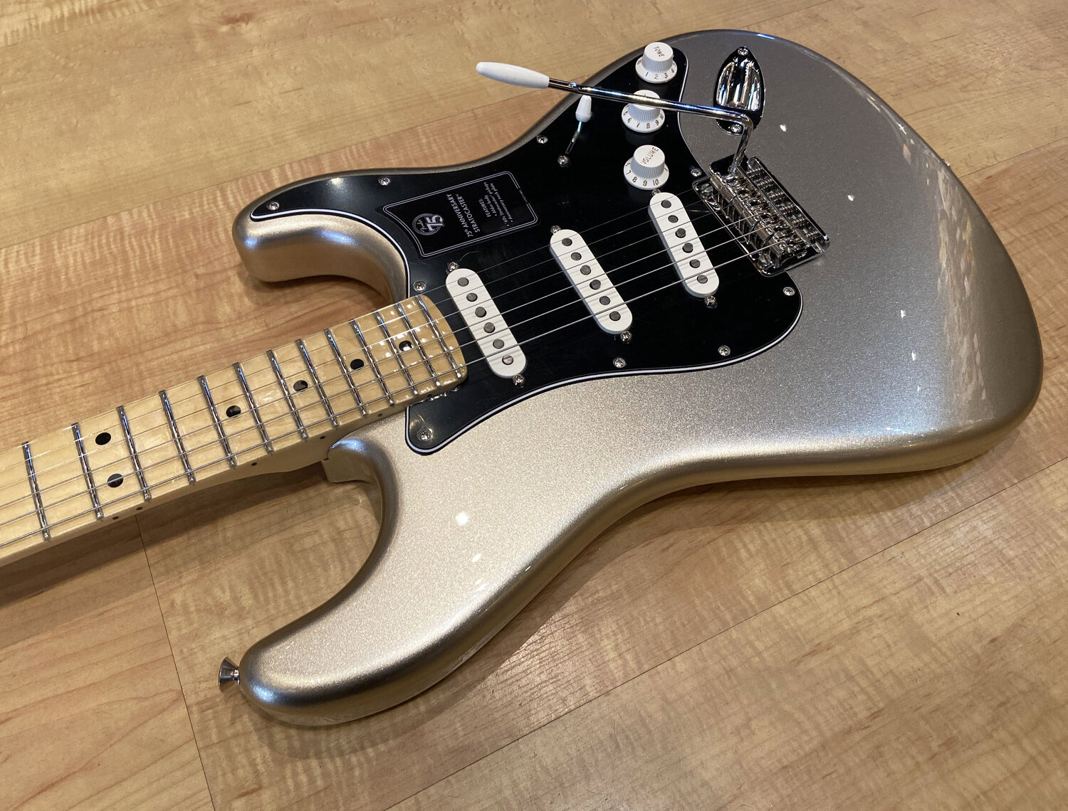 Fender 75th Anniversary Stratocaster Electric Guitar 窶� Andy Babiuk's Fab  Gear