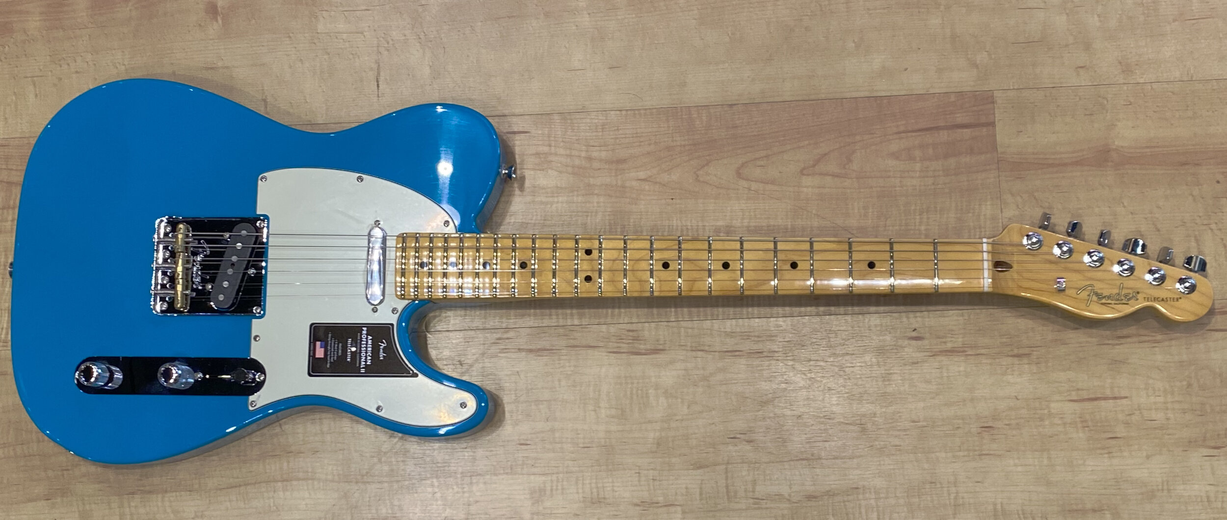 Fender_American_Professional_II_Telecaster_Electric_Guitar_Blackguard_Tele_Miami_Blue_2