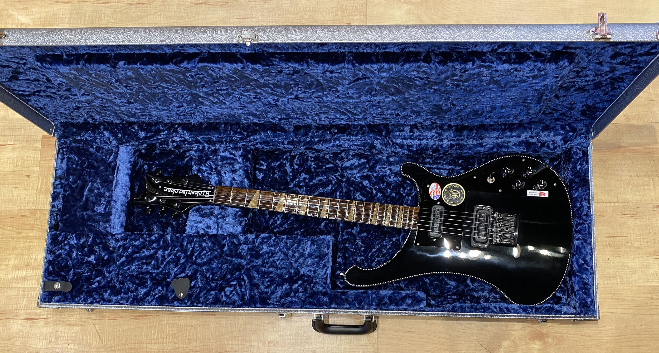 Rickenbacker 90th Anniversary 480XC Electric Guitar JetGlo — Andy Babiuk's  Fab Gear