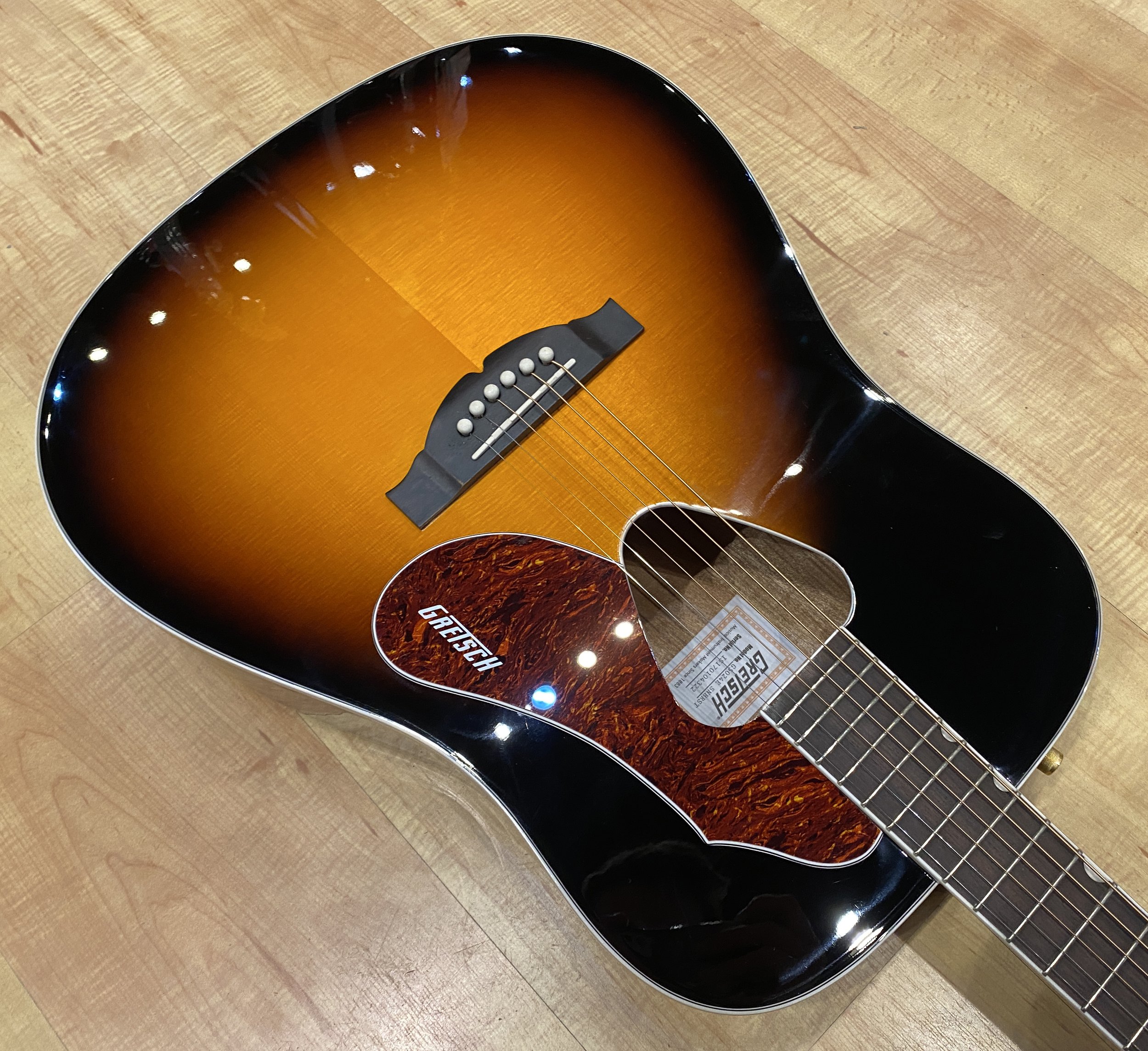 Gretsch_G5024E_Rancher_Dreadnought_Electric_Fishman_Pickup_System_Sunburst_6