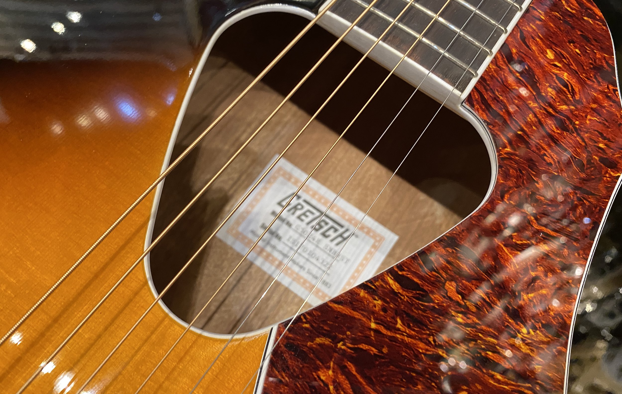 Gretsch_G5024E_Rancher_Dreadnought_Electric_Fishman_Pickup_System_Sunburst_7