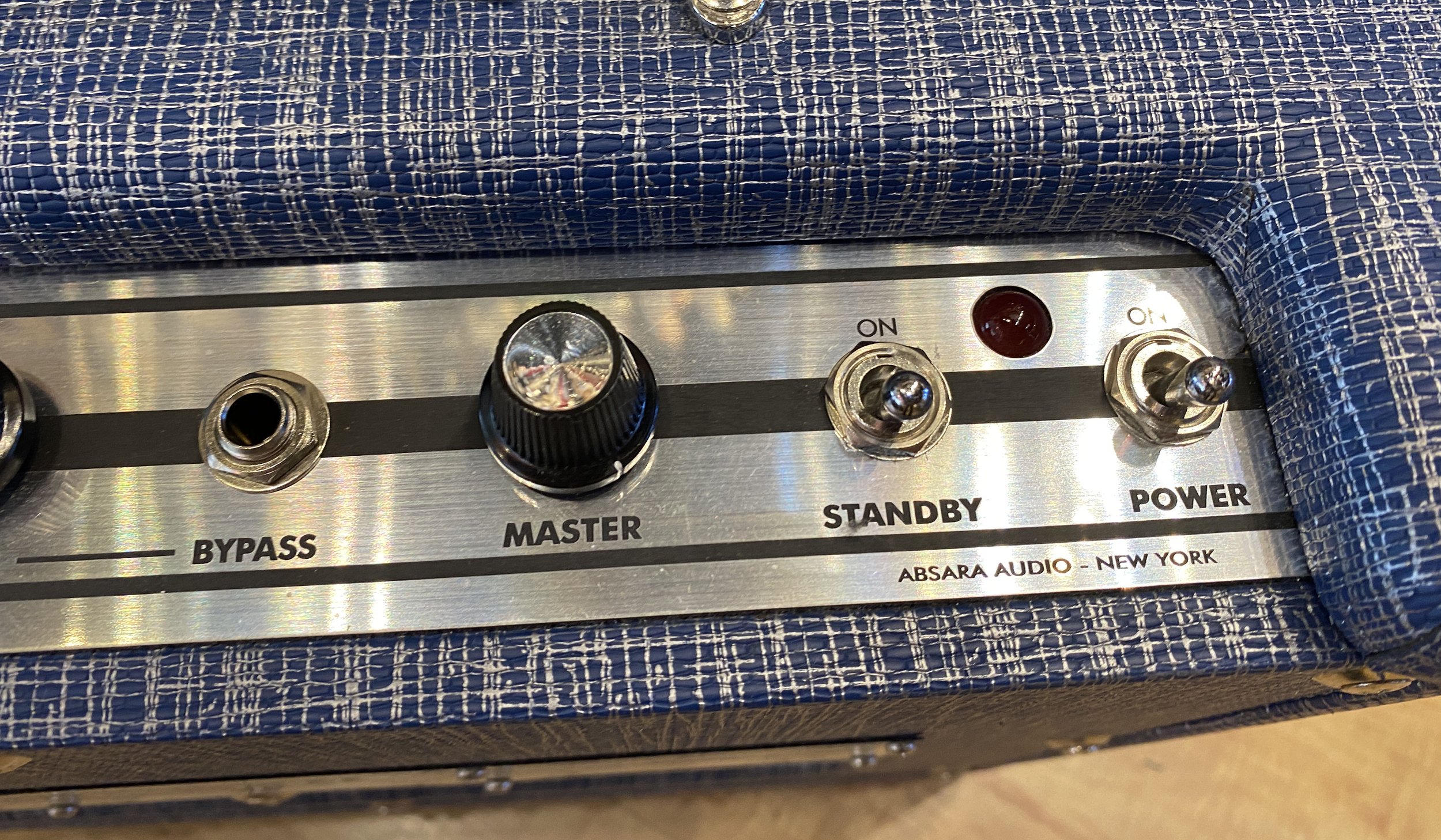 Supro_1605R_Reverb_1x8_5-watt_Tube_Combo_Amp_45653.jpg