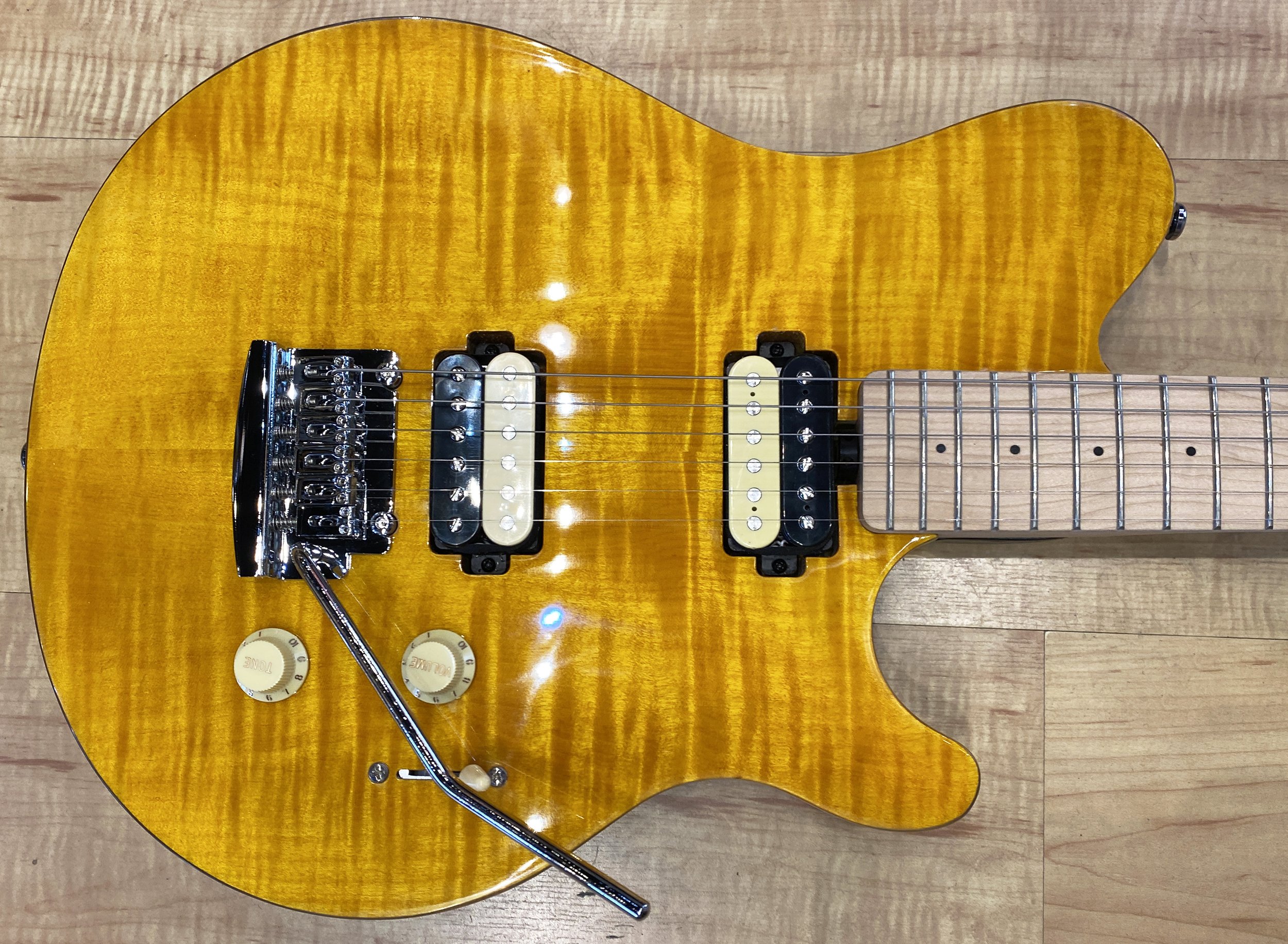 Sterling_Axis_Quilted_Maple_Electric_guitar_Spectrum_Red_4