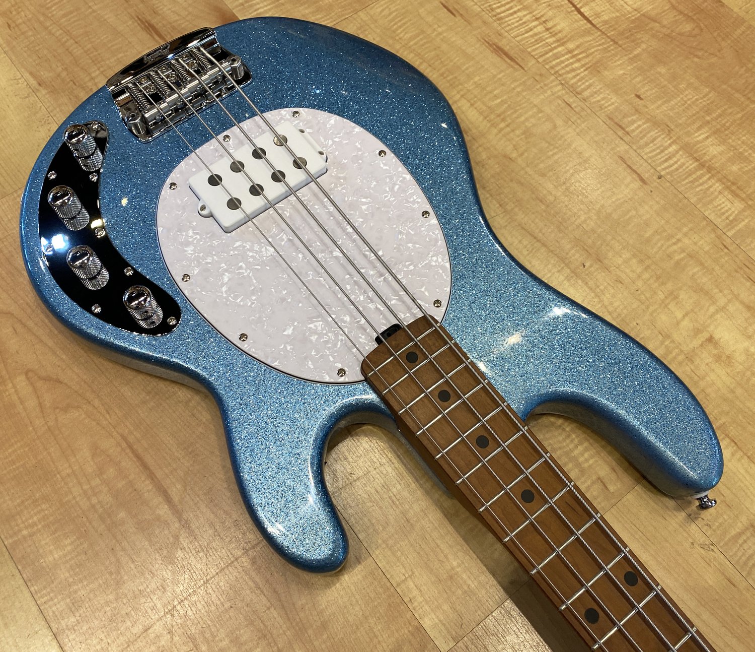 Sterling By Music Man StingRay Ray34 Bass Blue Sparkle — Andy