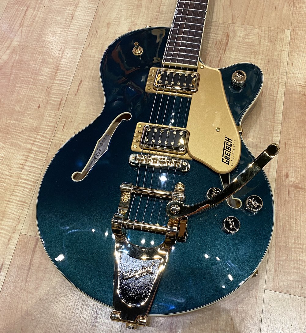 Gretsch G5655TG Electromatic Center Block Jr Single-Cut with Bigsby and  Gold Hardware Cadillac Green — Andy Babiuk's Fab Gear
