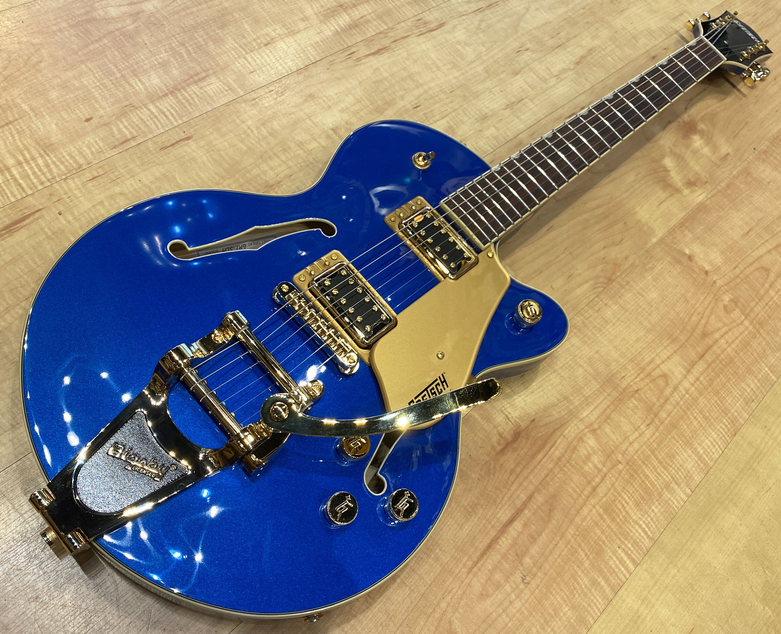 Gretsch G5655TG Electromatic Center Block Jr. Single-Cut Bigsby and Gold  Hardware Azure Metallic — Andy Babiuk's Fab Gear