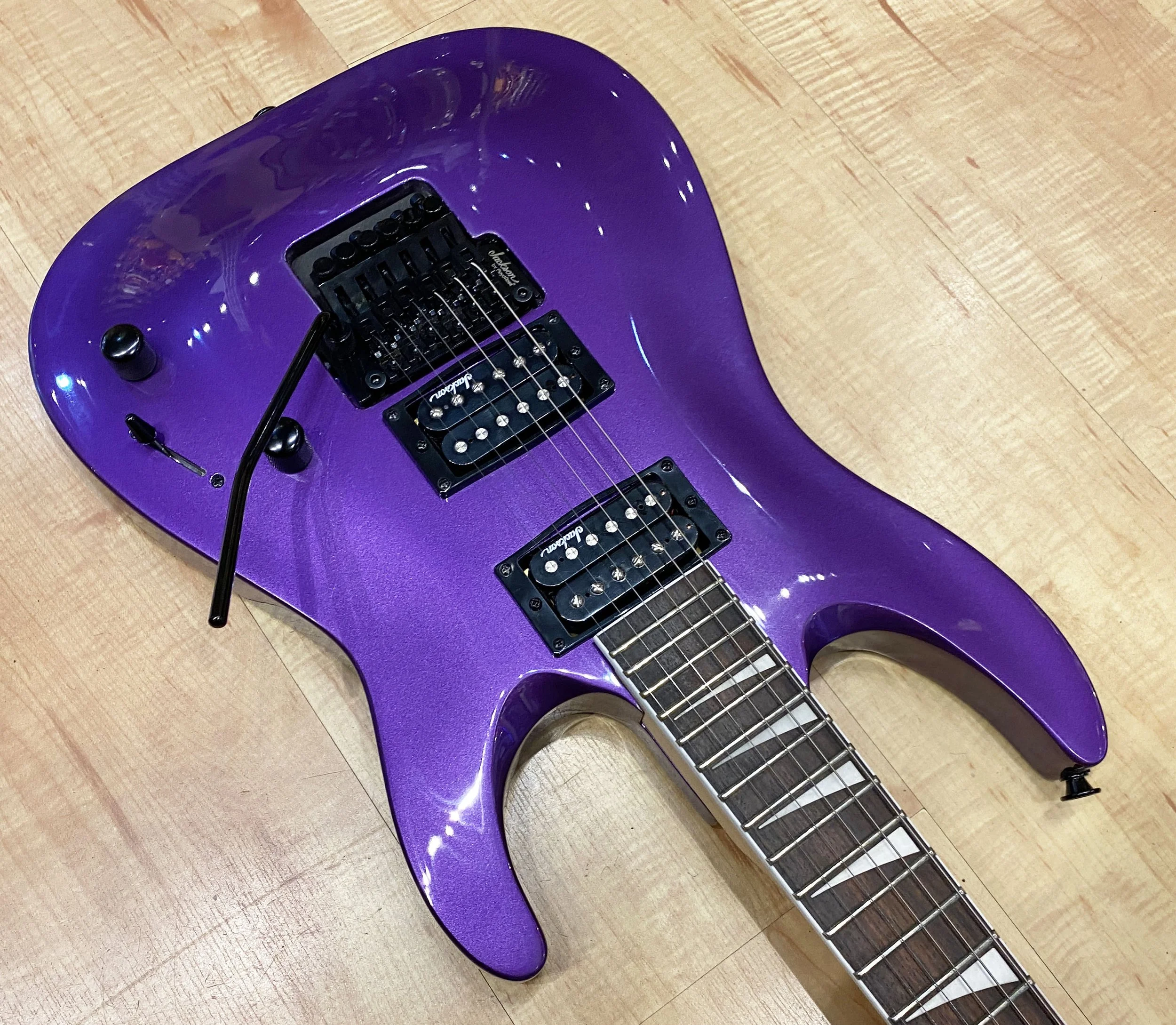 Jackson_JS_Series_Dinky_Arch_Top_JS32_DKA_Purple_9099.jpg