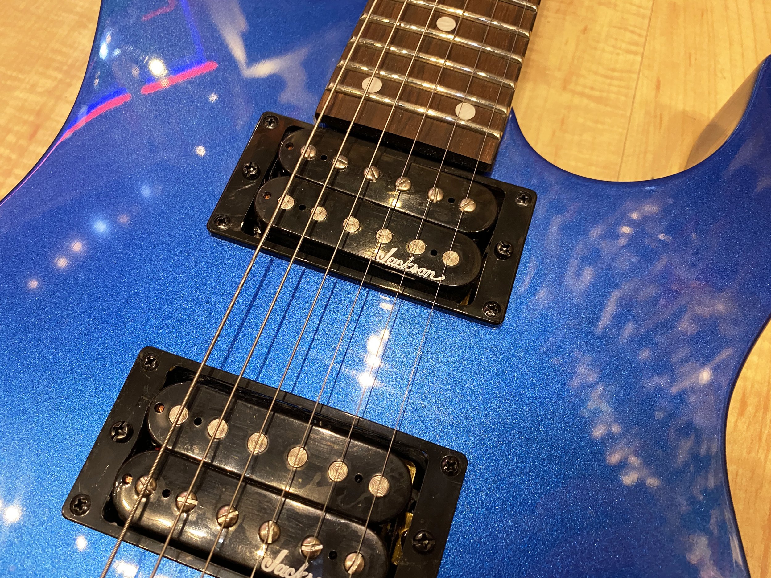 Jackson_JS_Series_Dinky_JS11_Gloss_Blue_9306.jpg