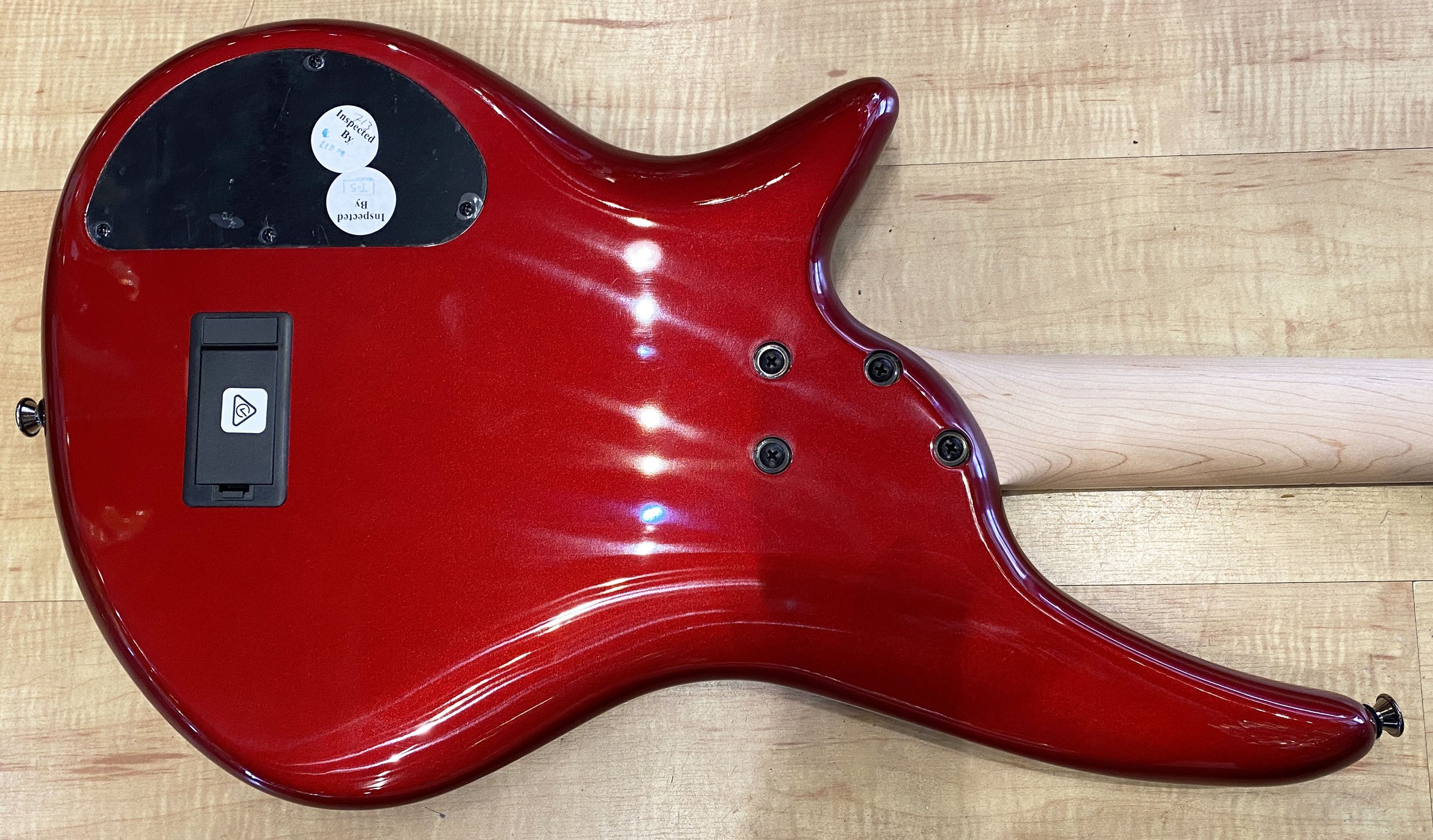 Jackson_JS_Series_Spectra_Bass_JS_Metallic_Red_6795.jpg
