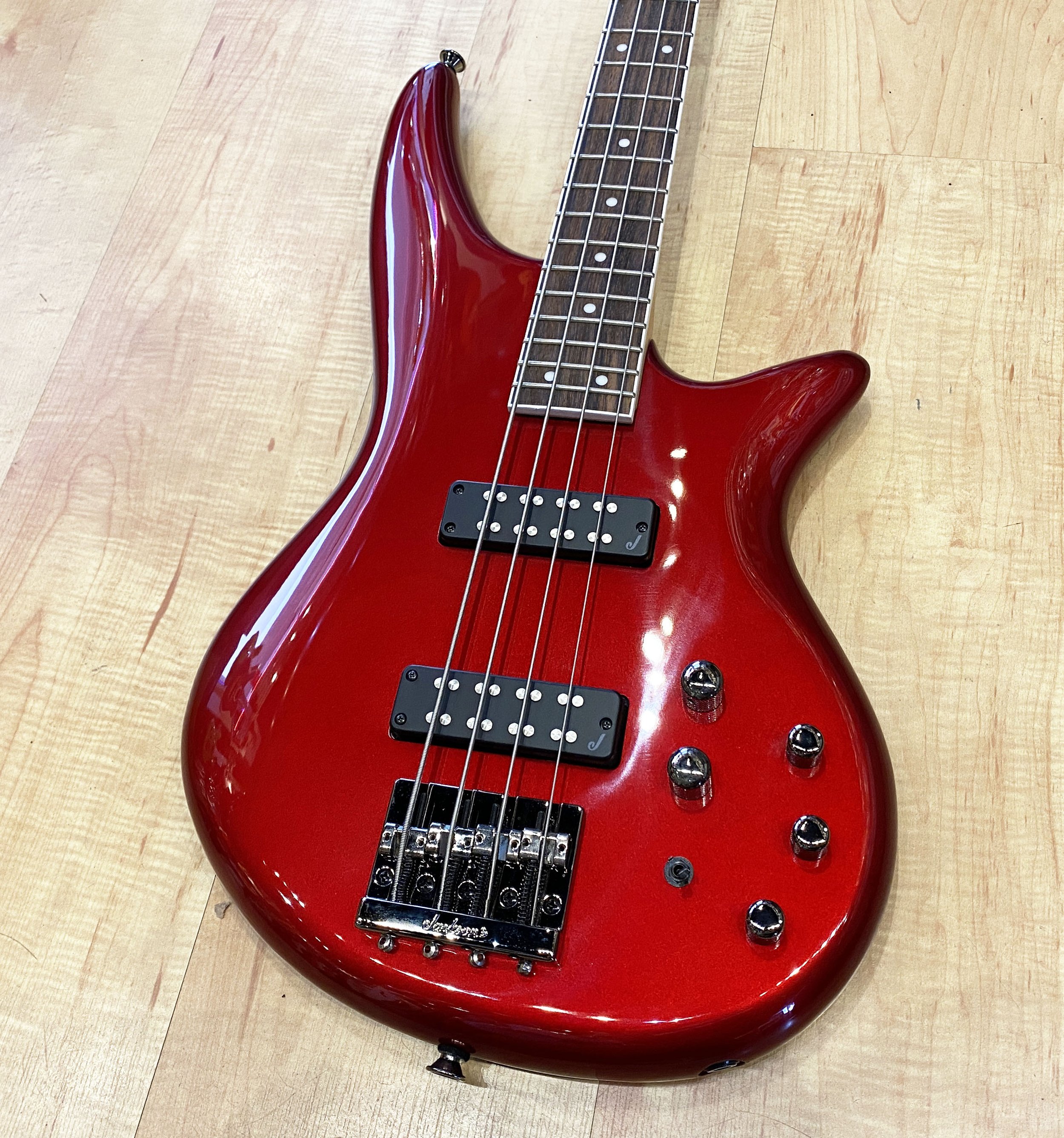 Jackson_JS_Series_Spectra_Bass_JS_Metallic_Red_1.jpg
