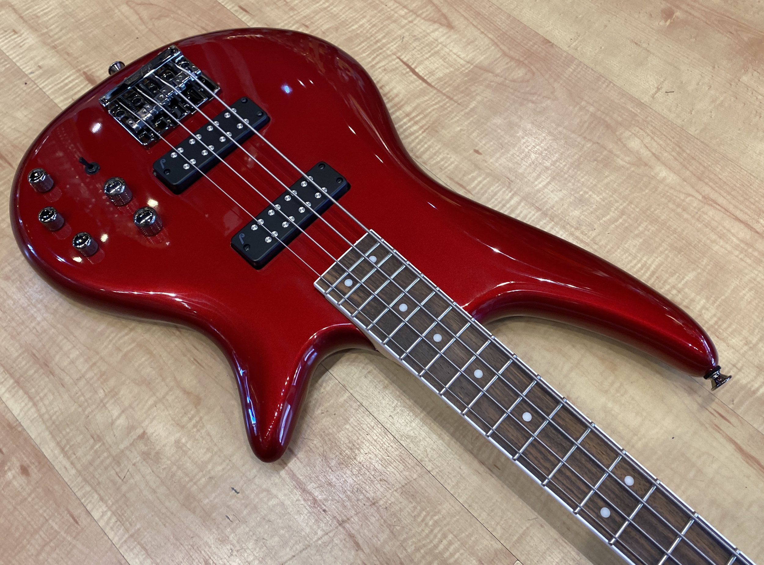 Jackson_JS_Series_Spectra_Bass_JS_Metallic_Red_6772.jpg