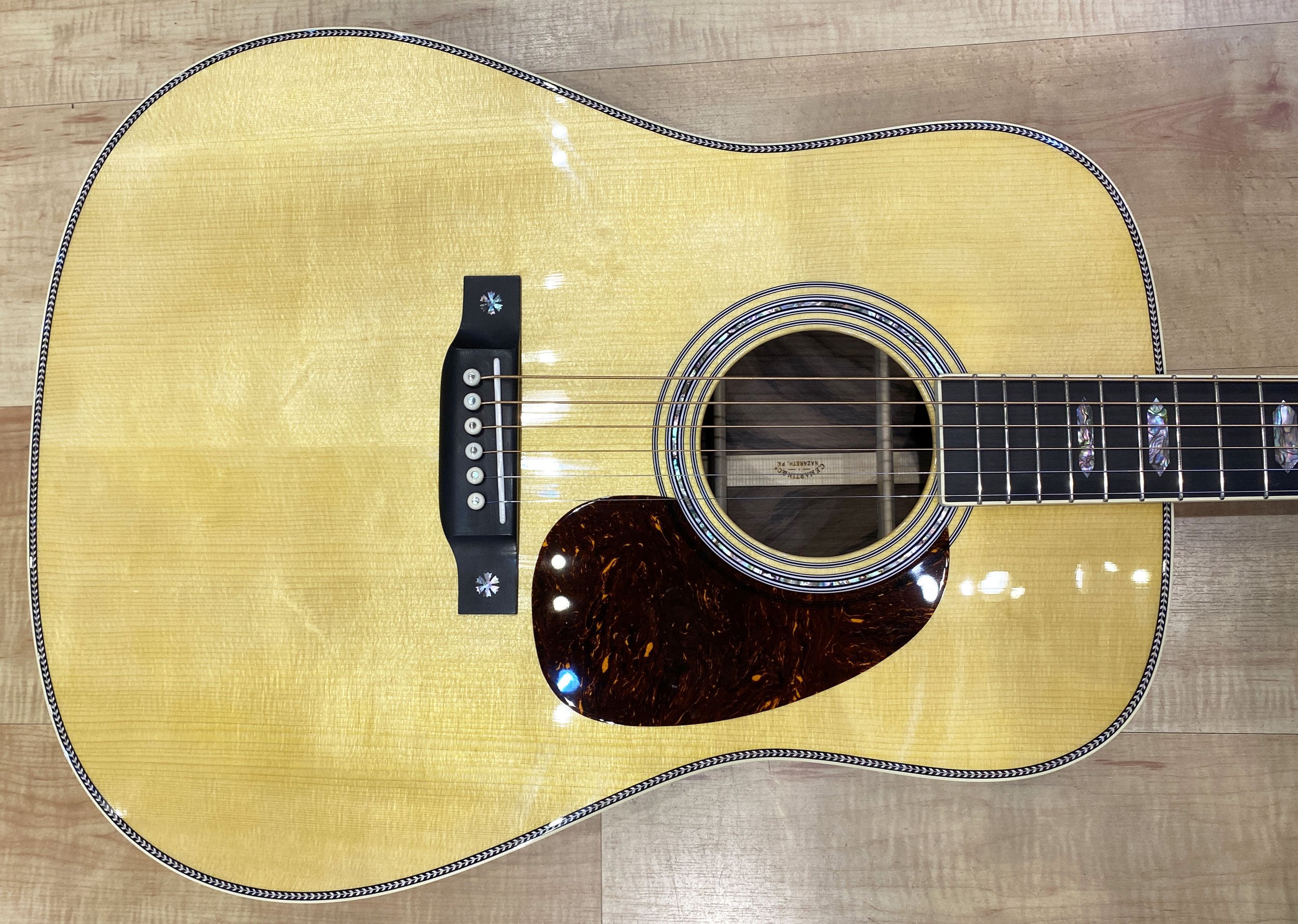Martin_Custom_Shop_D_14_Fret_Acoustic_Guitar_Fab_gear_Model_SN2648575_Wood_Set_47_5427.jpg