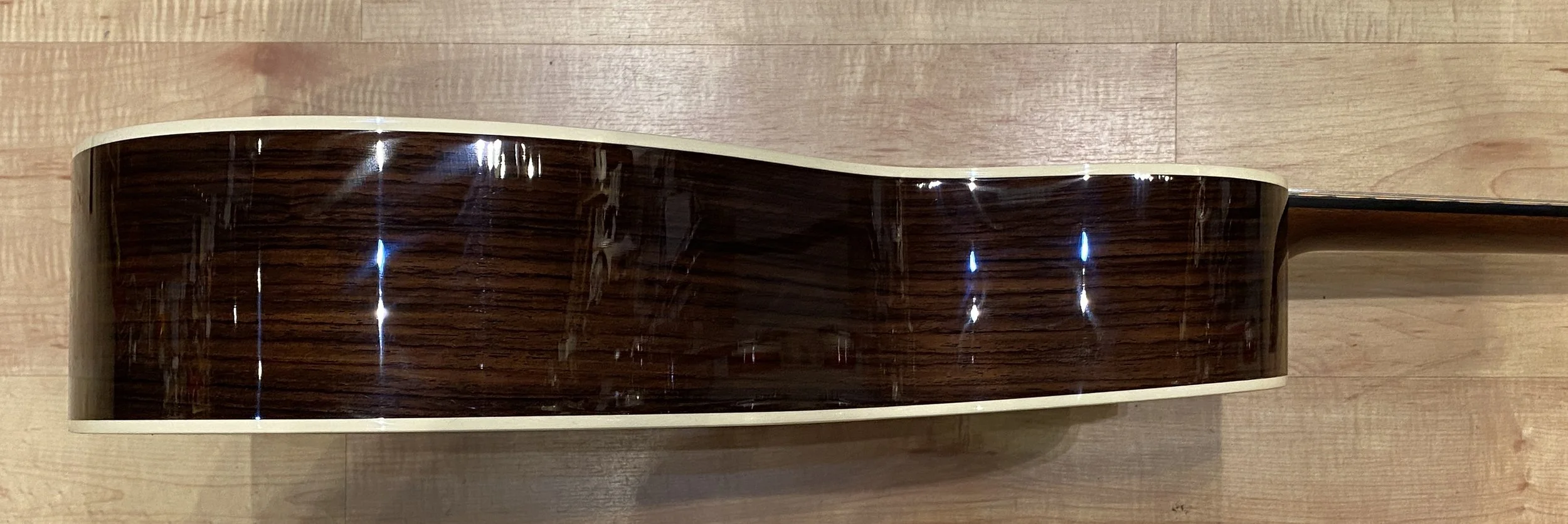 Martin_00028_000_28_Acoustic_guitar_SN2679499_8986.jpg