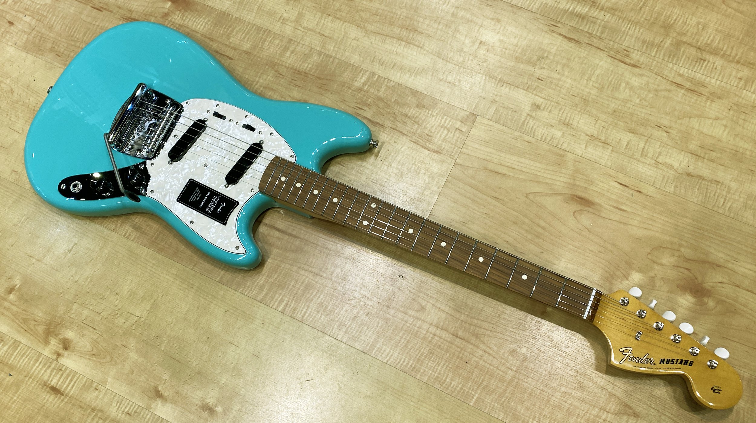 Fender Vintera '60s Mustang Electric Guitar (Sea Foam Green) — Andy  Babiuk's Fab Gear